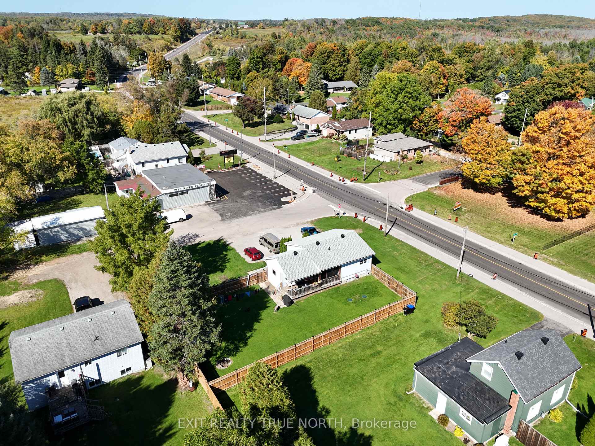 Photo 24 of 8254 93 Highway, Tiny, Wyebridge — HOMEH