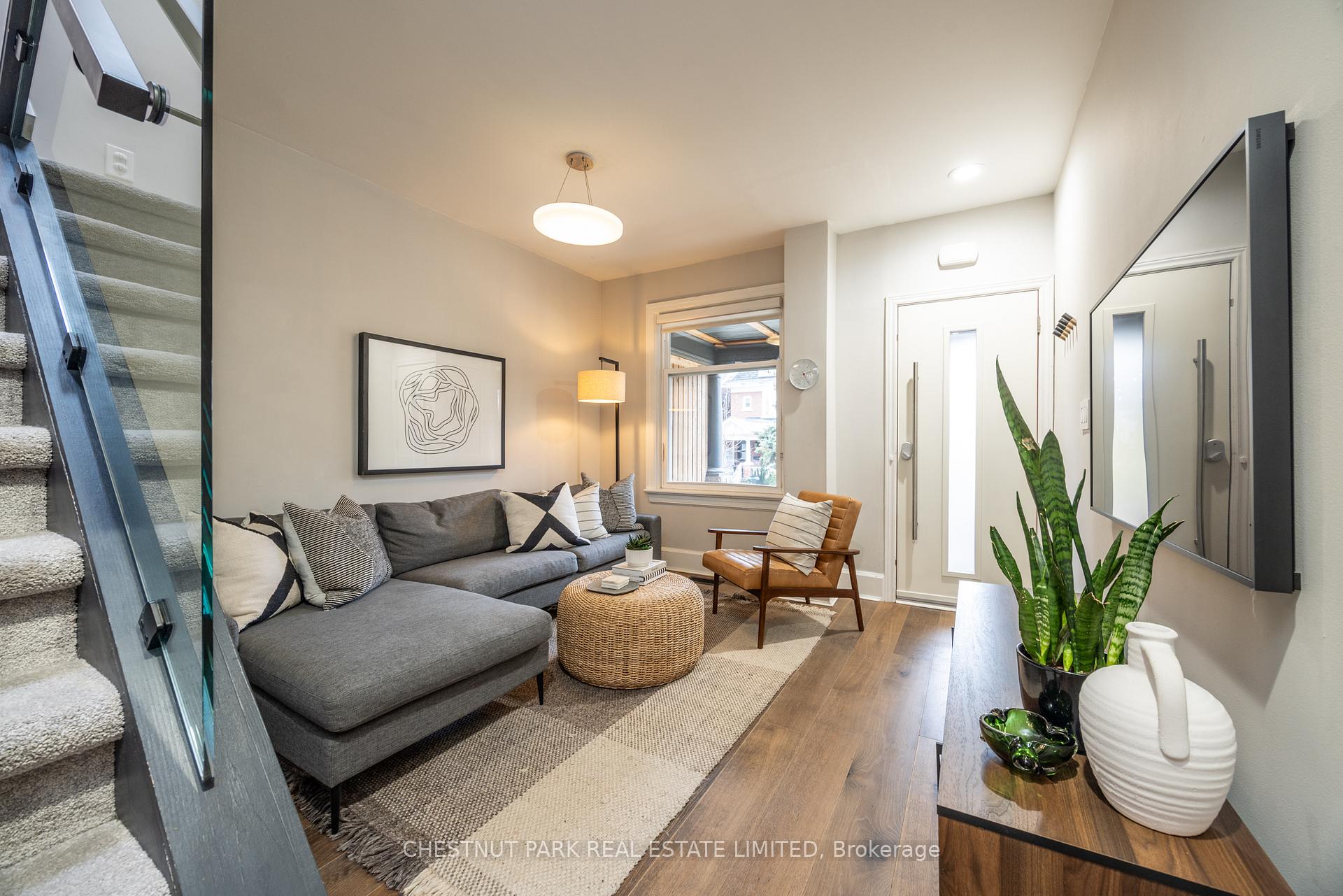Photo 5 of 115 Leslie Street, Toronto, South Riverdale — HOMEH