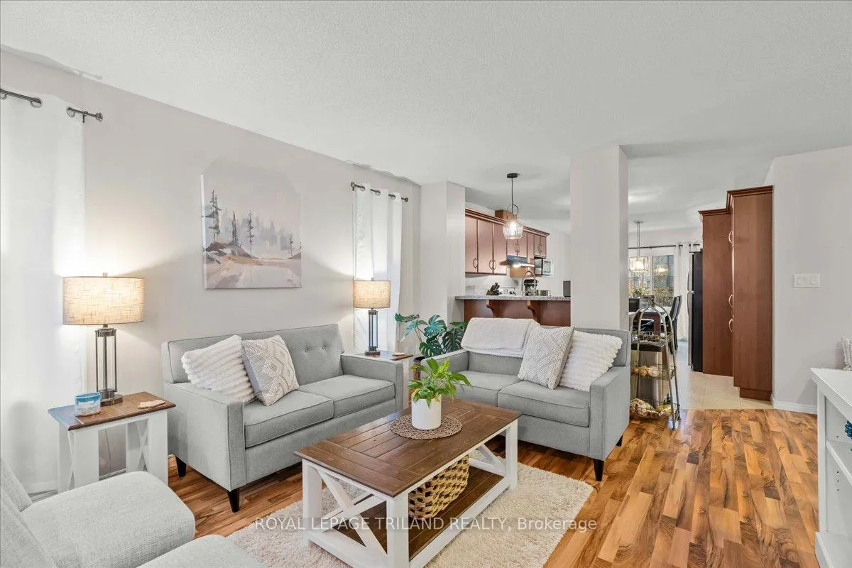 Photo 9 of 50 Queensway Drive, Strathroy-Caradoc, SE — HOMEH