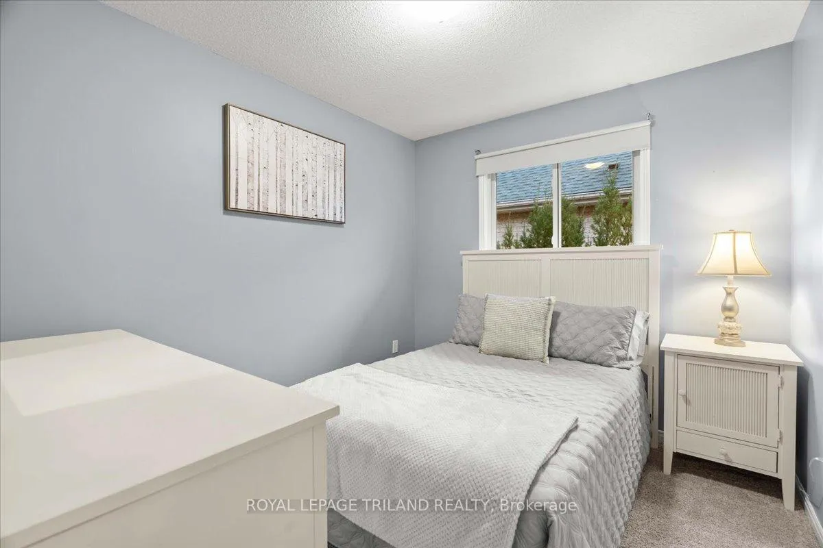 Photo 21 of 50 Queensway Drive, Strathroy-Caradoc, SE — HOMEH