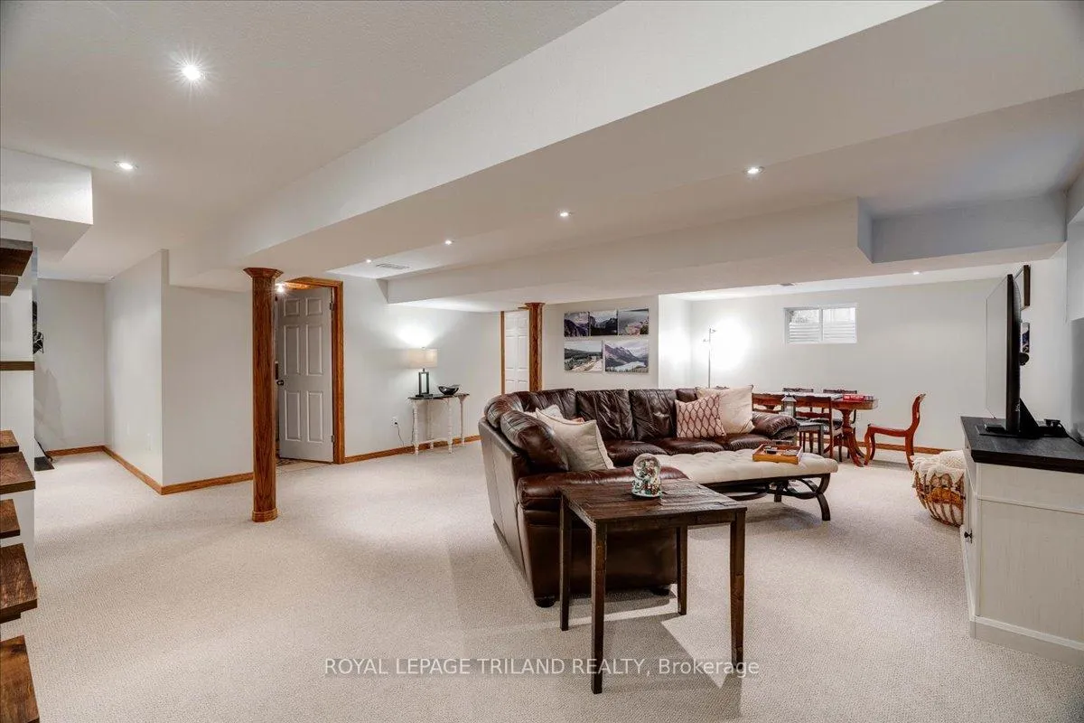 Photo 27 of 50 Queensway Drive, Strathroy-Caradoc, SE — HOMEH