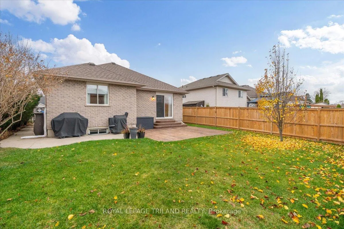 Photo 38 of 50 Queensway Drive, Strathroy-Caradoc, SE — HOMEH