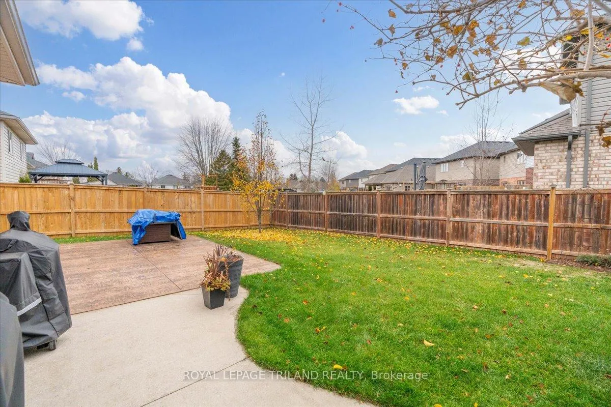 Photo 39 of 50 Queensway Drive, Strathroy-Caradoc, SE — HOMEH