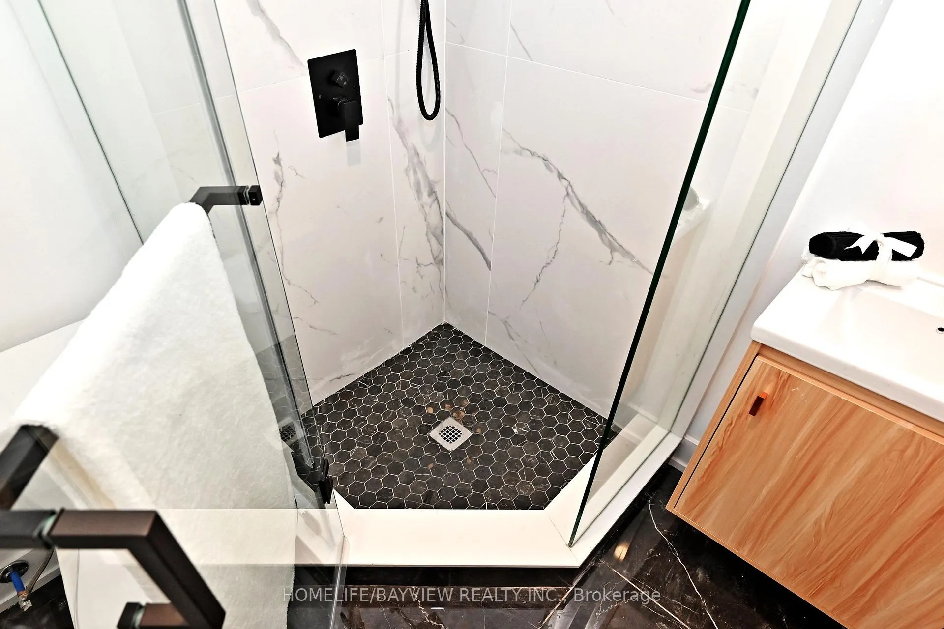 Photo 42 of 286 Springdale Boulevard, Toronto, Danforth Village-East York — HOMEH