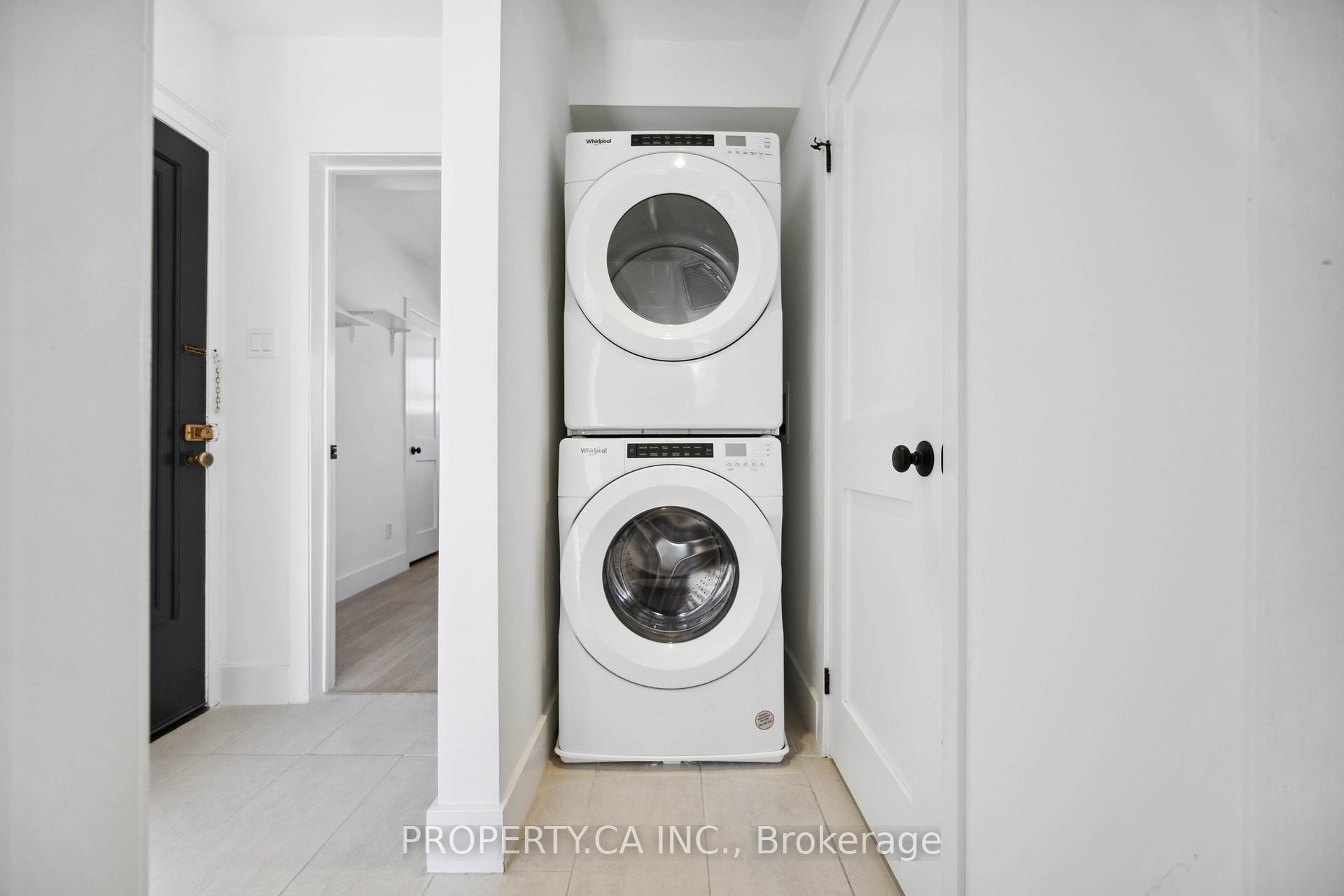 Photo 7 of 1569 Bayview Avenue, Toronto, Leaside — HOMEH