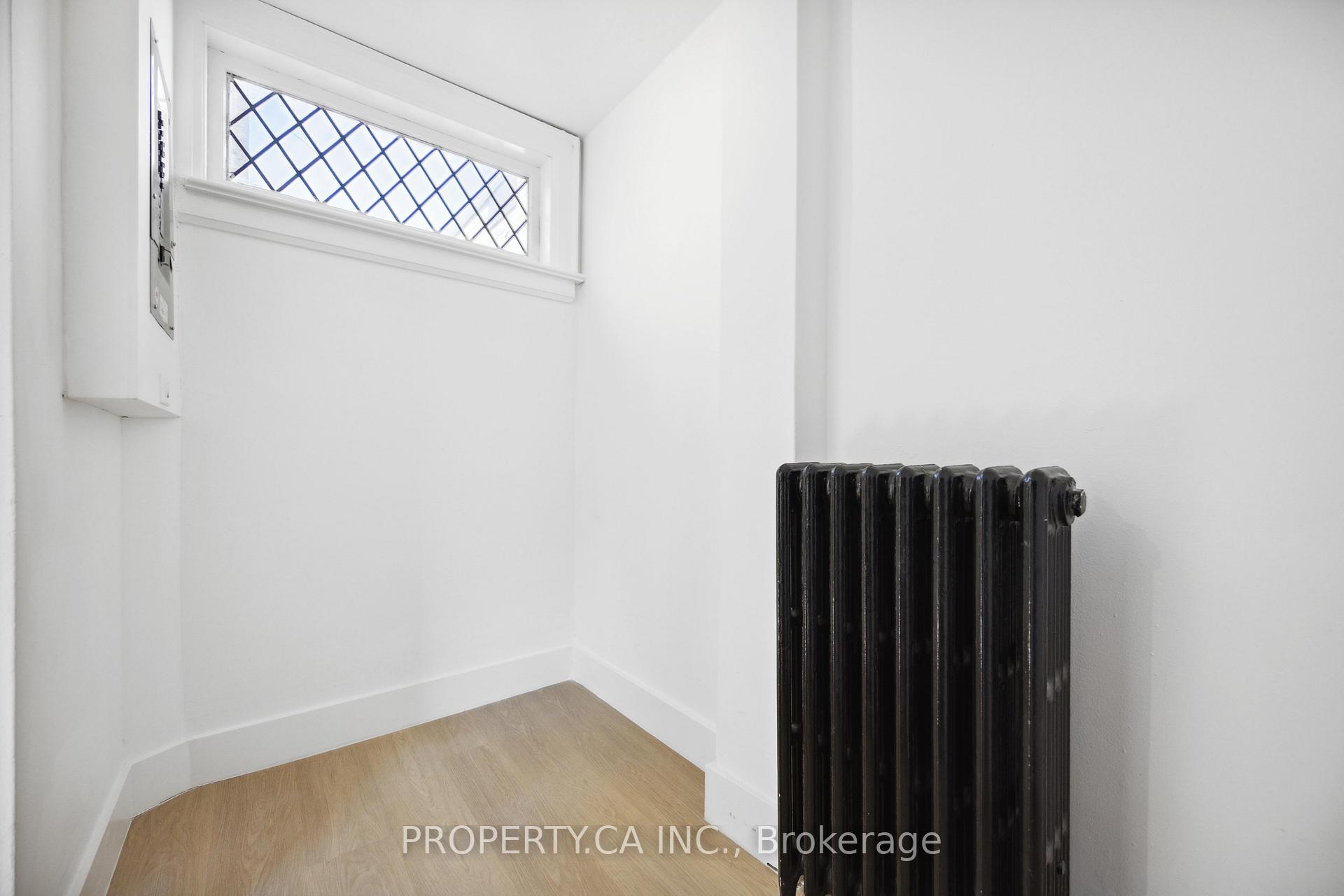 Photo 8 of 1569 Bayview Avenue, Toronto, Leaside — HOMEH