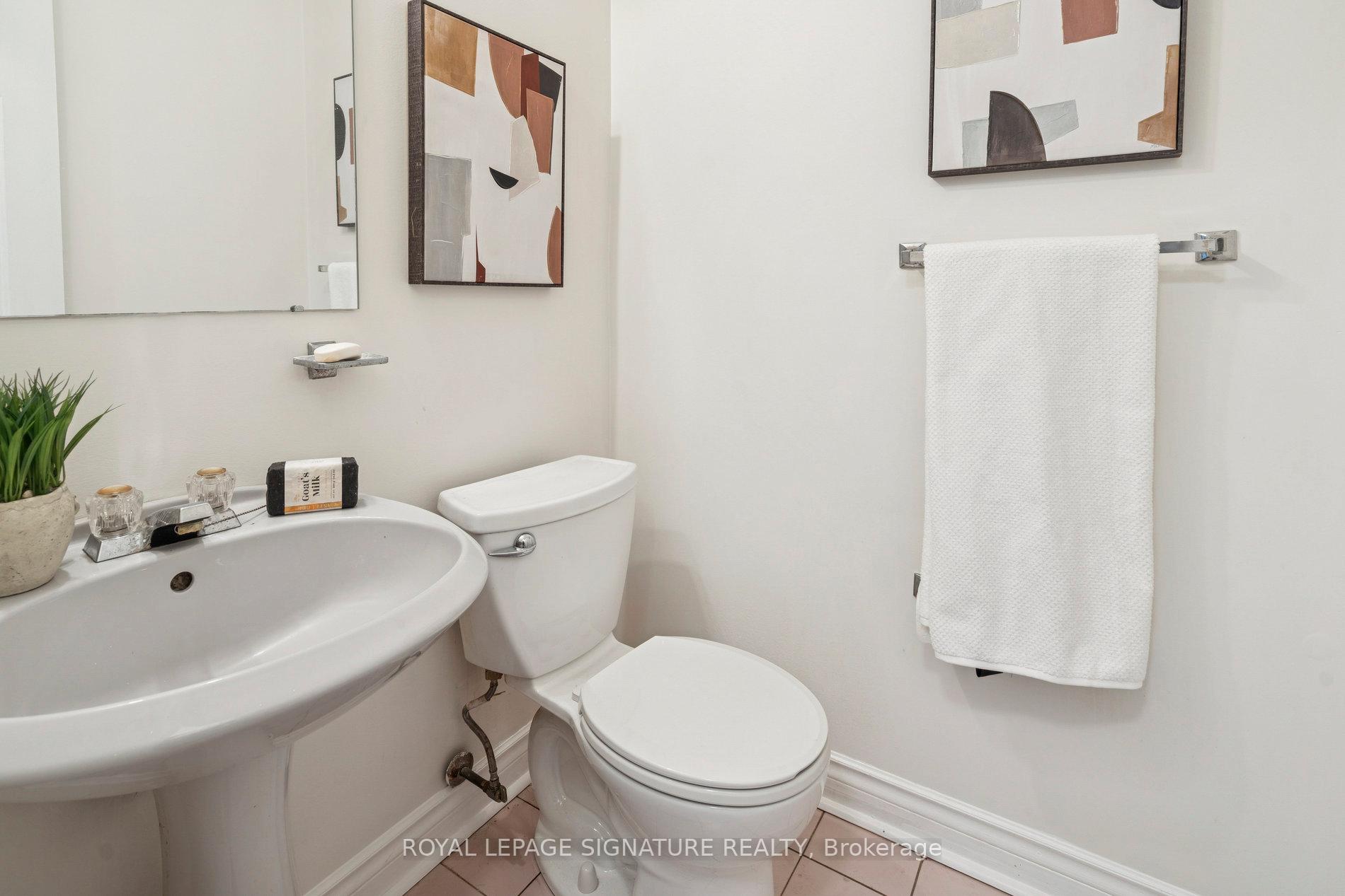 Photo 21 of 57 Ashland Avenue, Toronto, Woodbine Corridor — HOMEH