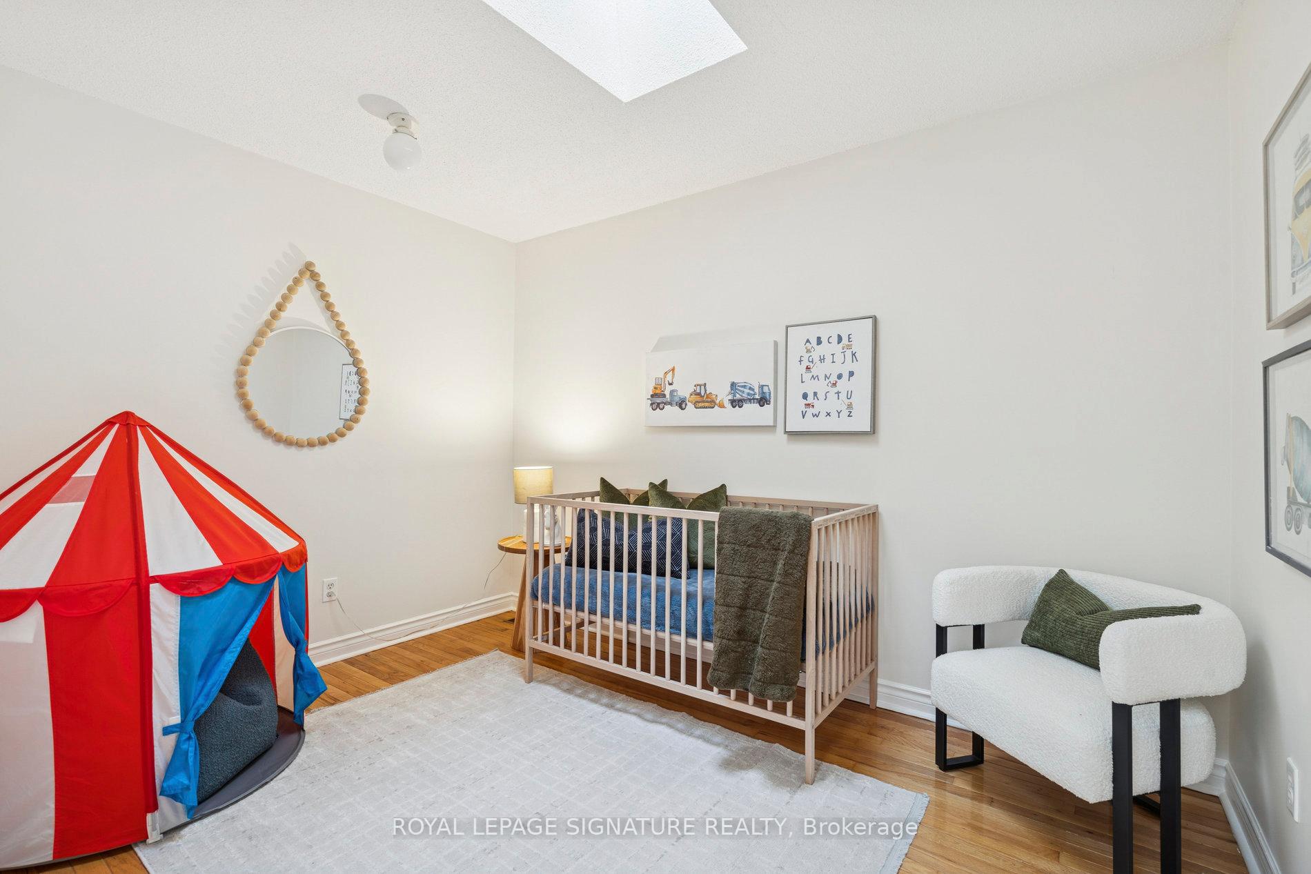 Photo 34 of 57 Ashland Avenue, Toronto, Woodbine Corridor — HOMEH