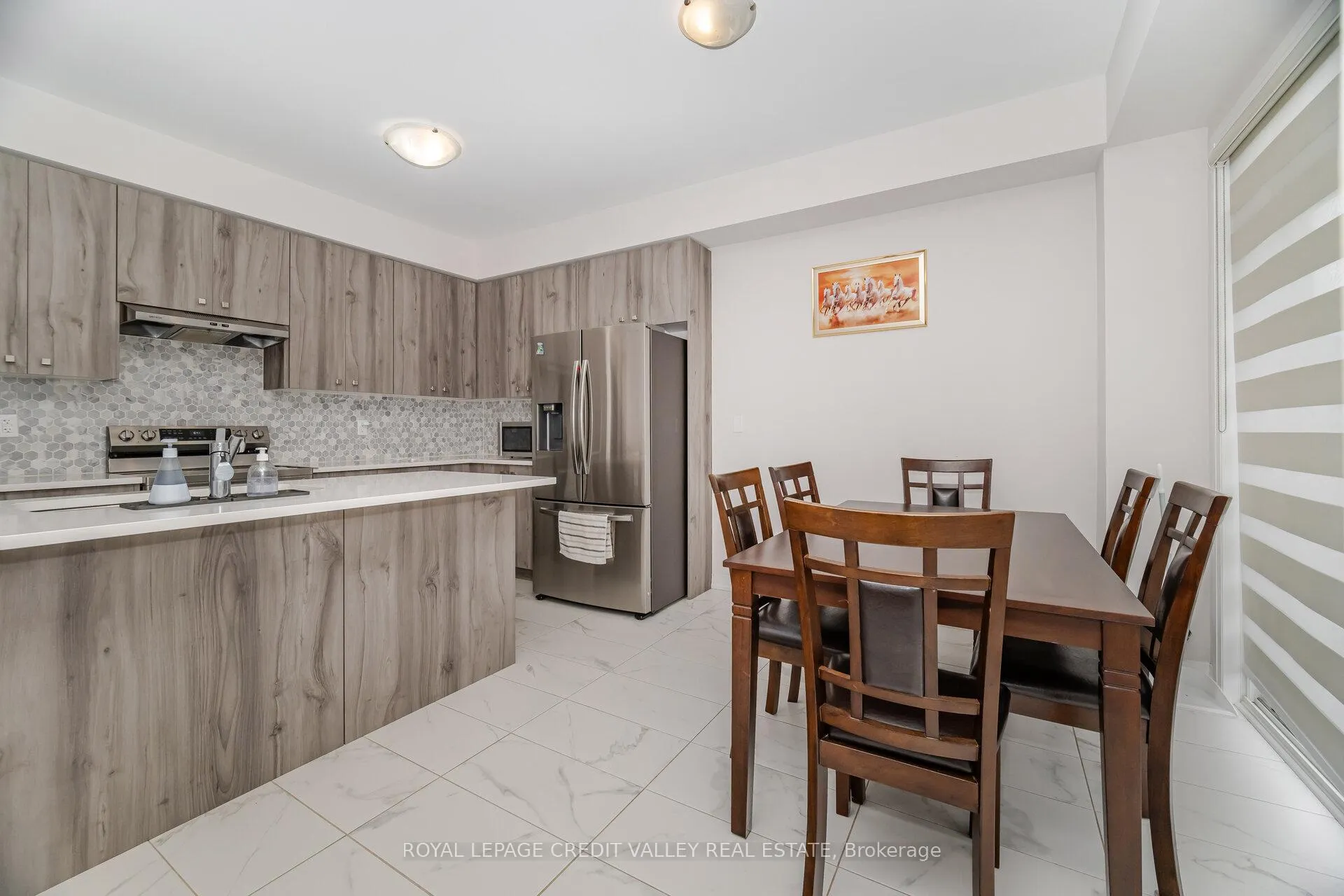 Photo 18 of 15 Weylie Street, Hamilton, Mount Hope — HOMEH