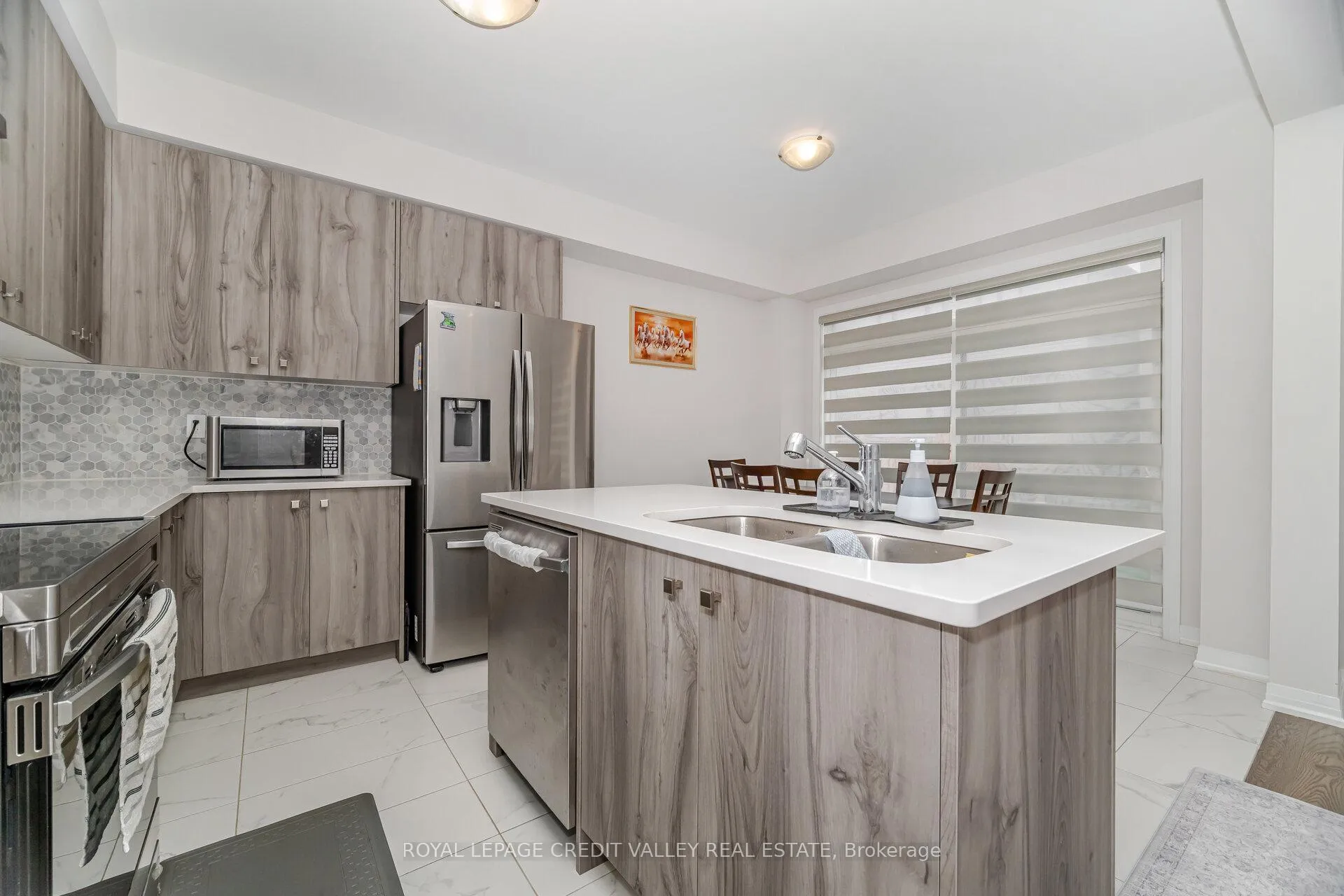 Photo 22 of 15 Weylie Street, Hamilton, Mount Hope — HOMEH