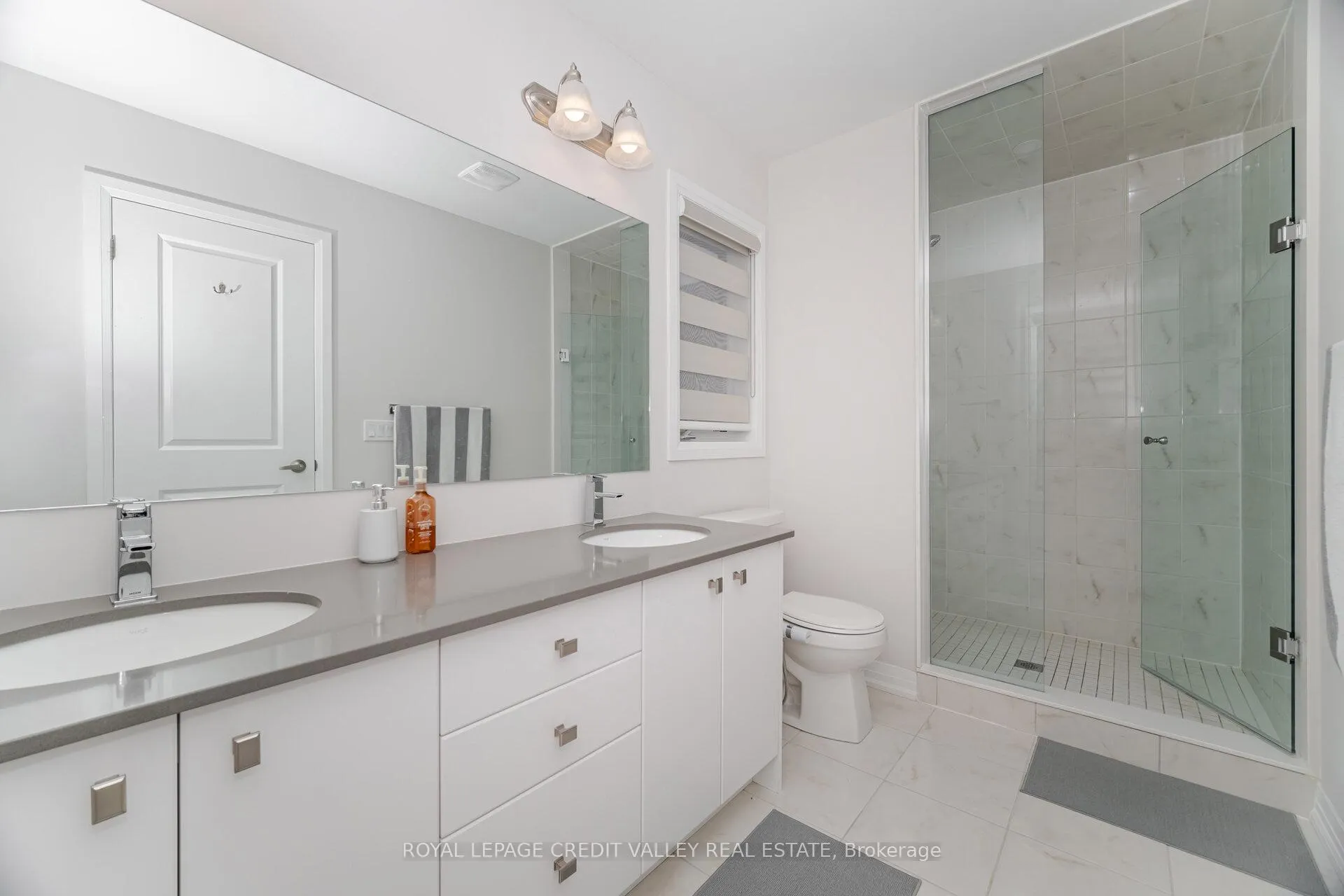 Photo 31 of 15 Weylie Street, Hamilton, Mount Hope — HOMEH