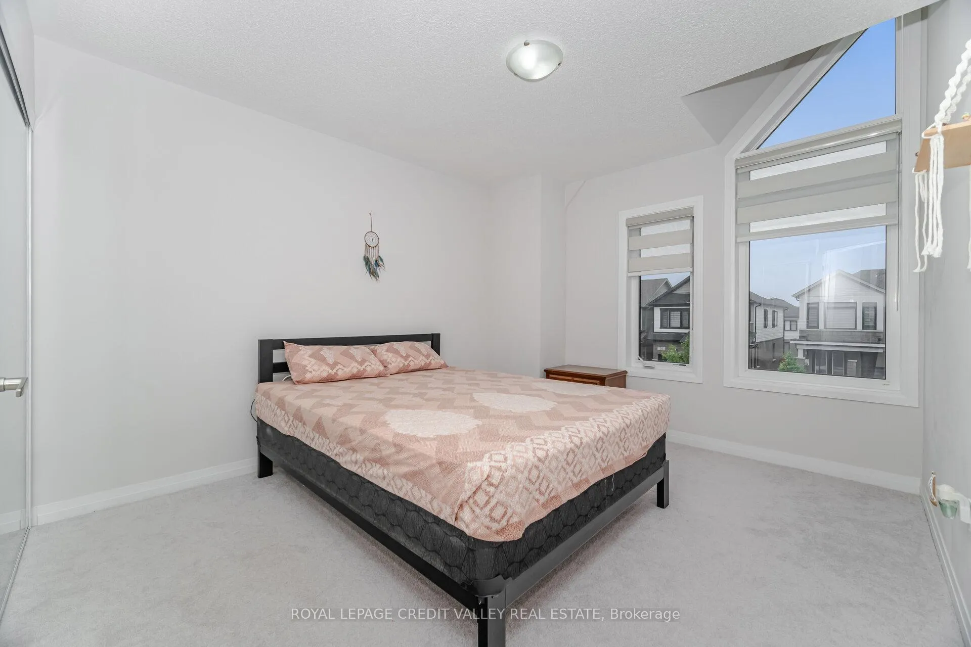Photo 34 of 15 Weylie Street, Hamilton, Mount Hope — HOMEH