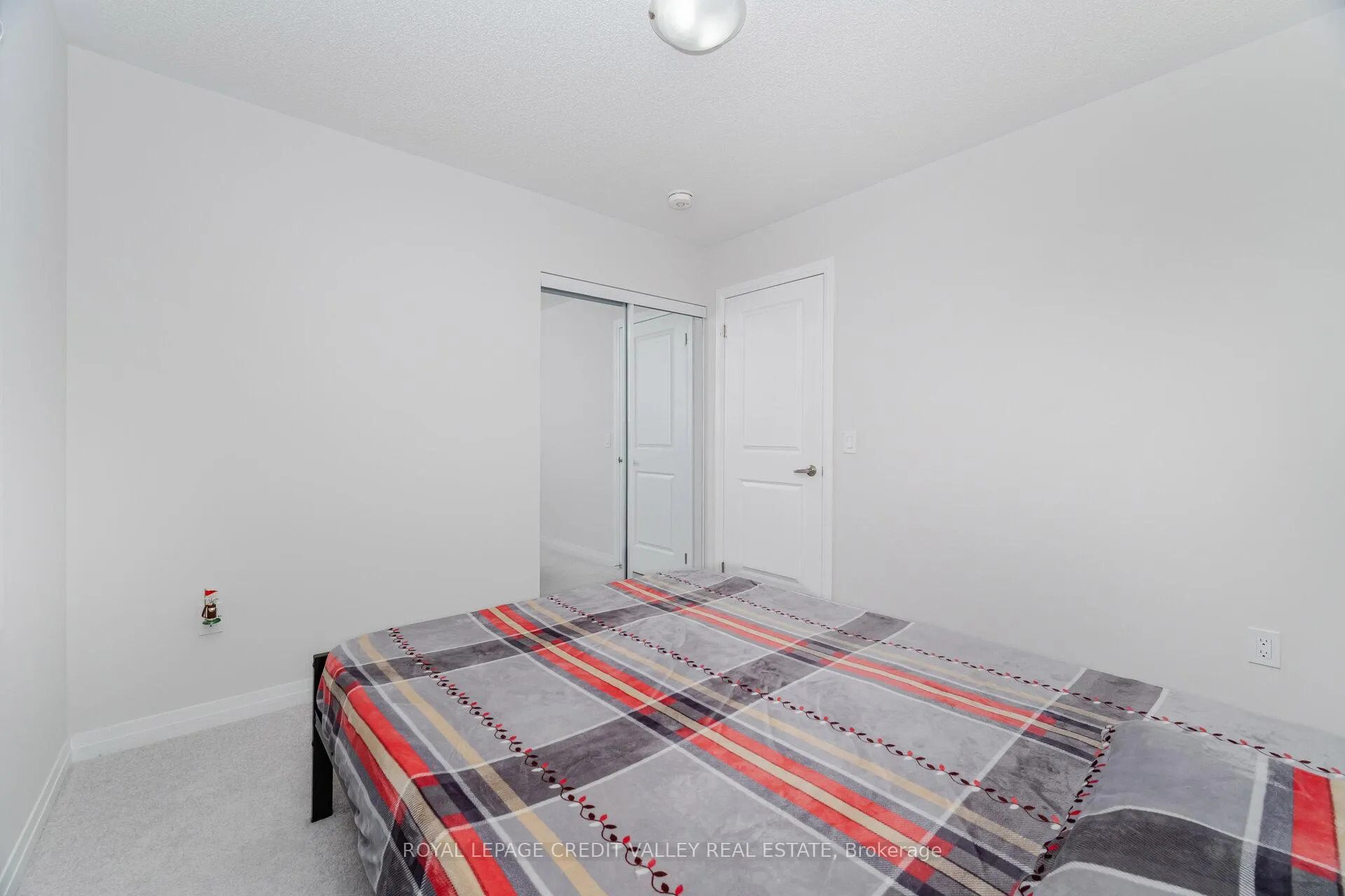 Photo 39 of 15 Weylie Street, Hamilton, Mount Hope — HOMEH