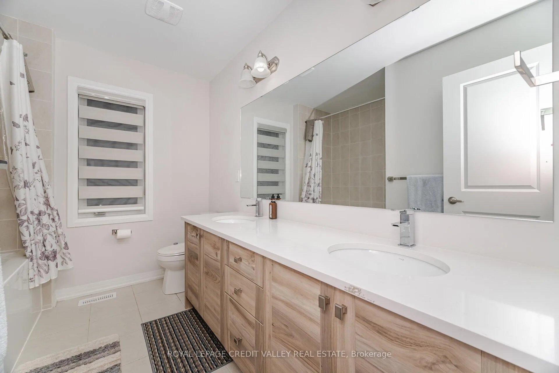 Photo 40 of 15 Weylie Street, Hamilton, Mount Hope — HOMEH