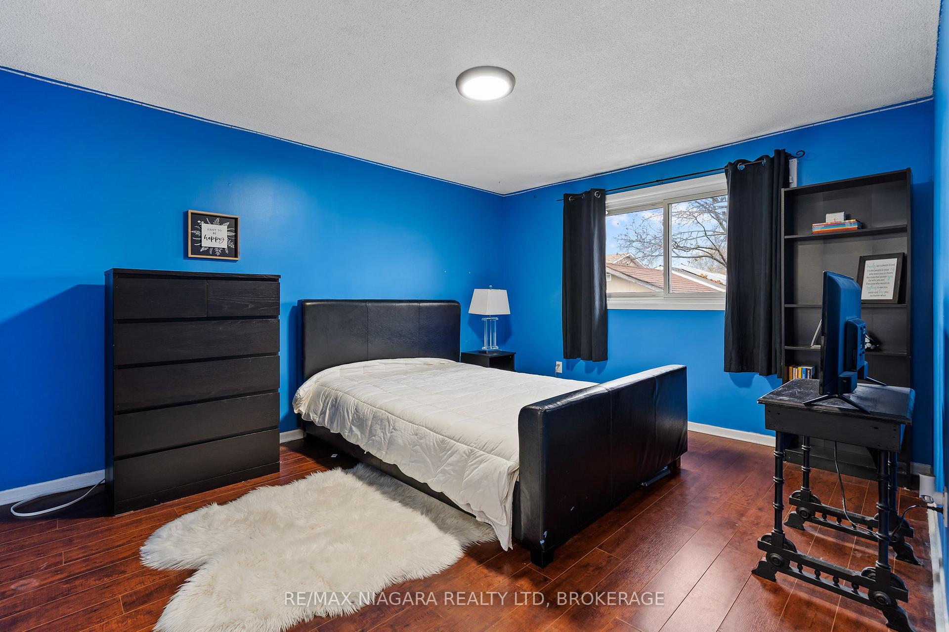 Photo 17 of 19 Lampman Crescent, Thorold, Confederation Heights — HOMEH