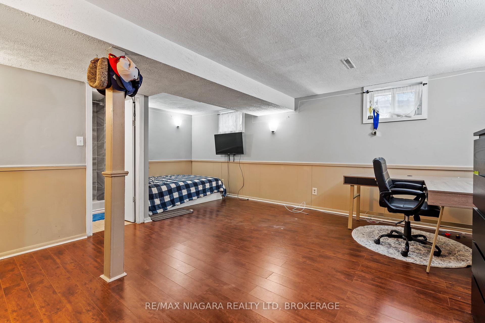 Photo 19 of 19 Lampman Crescent, Thorold, Confederation Heights — HOMEH