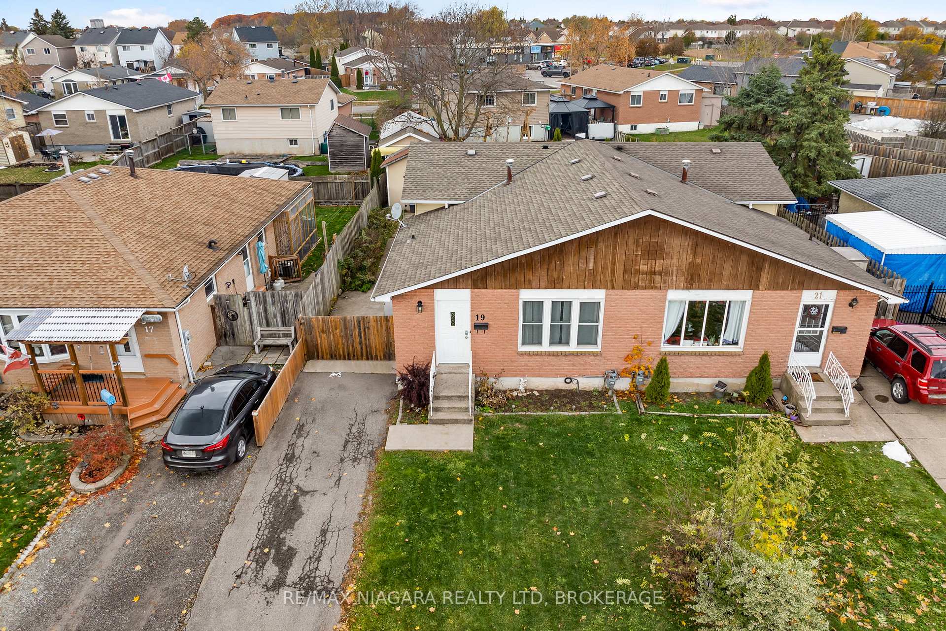 Photo 28 of 19 Lampman Crescent, Thorold, Confederation Heights — HOMEH