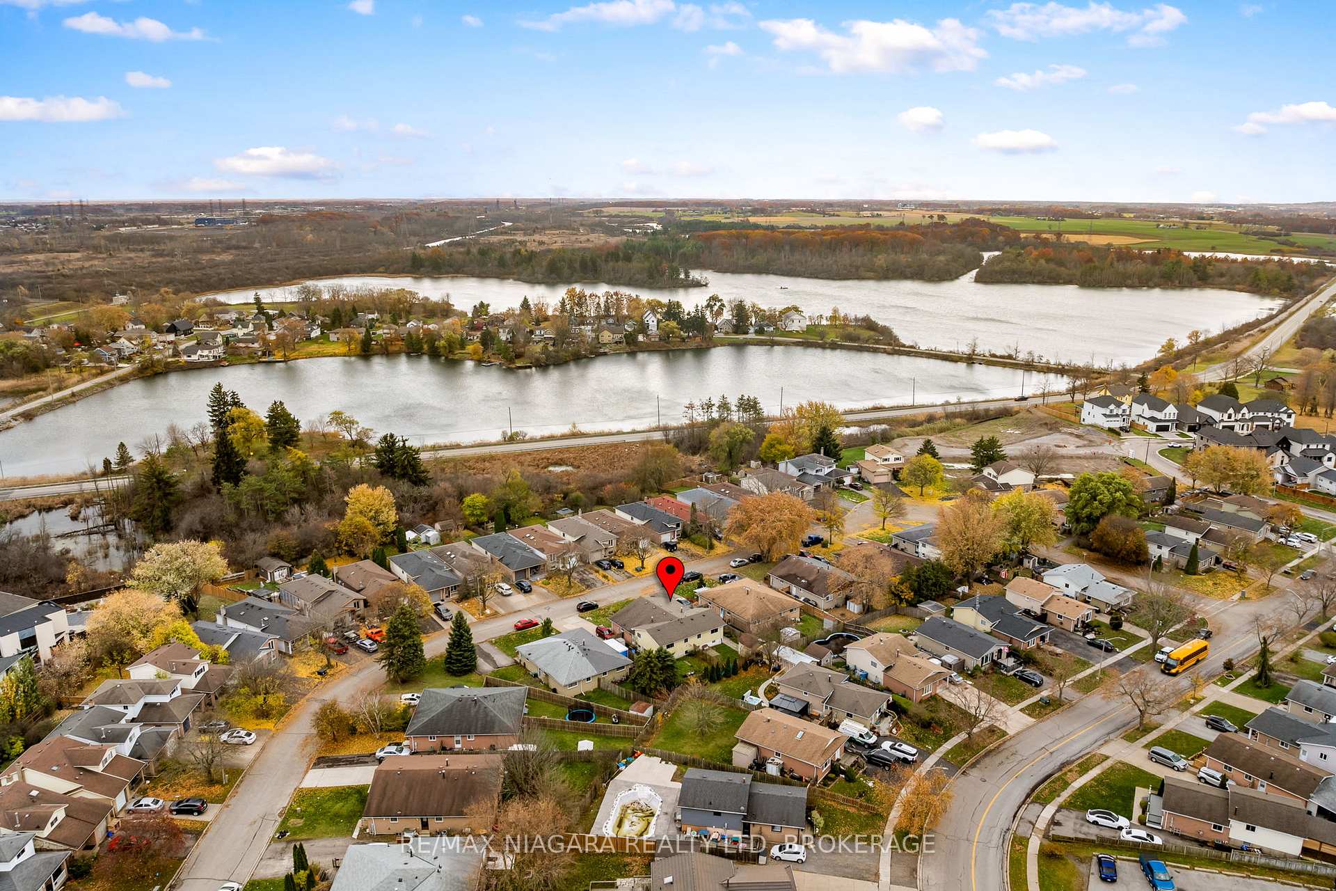 Photo 31 of 19 Lampman Crescent, Thorold, Confederation Heights — HOMEH