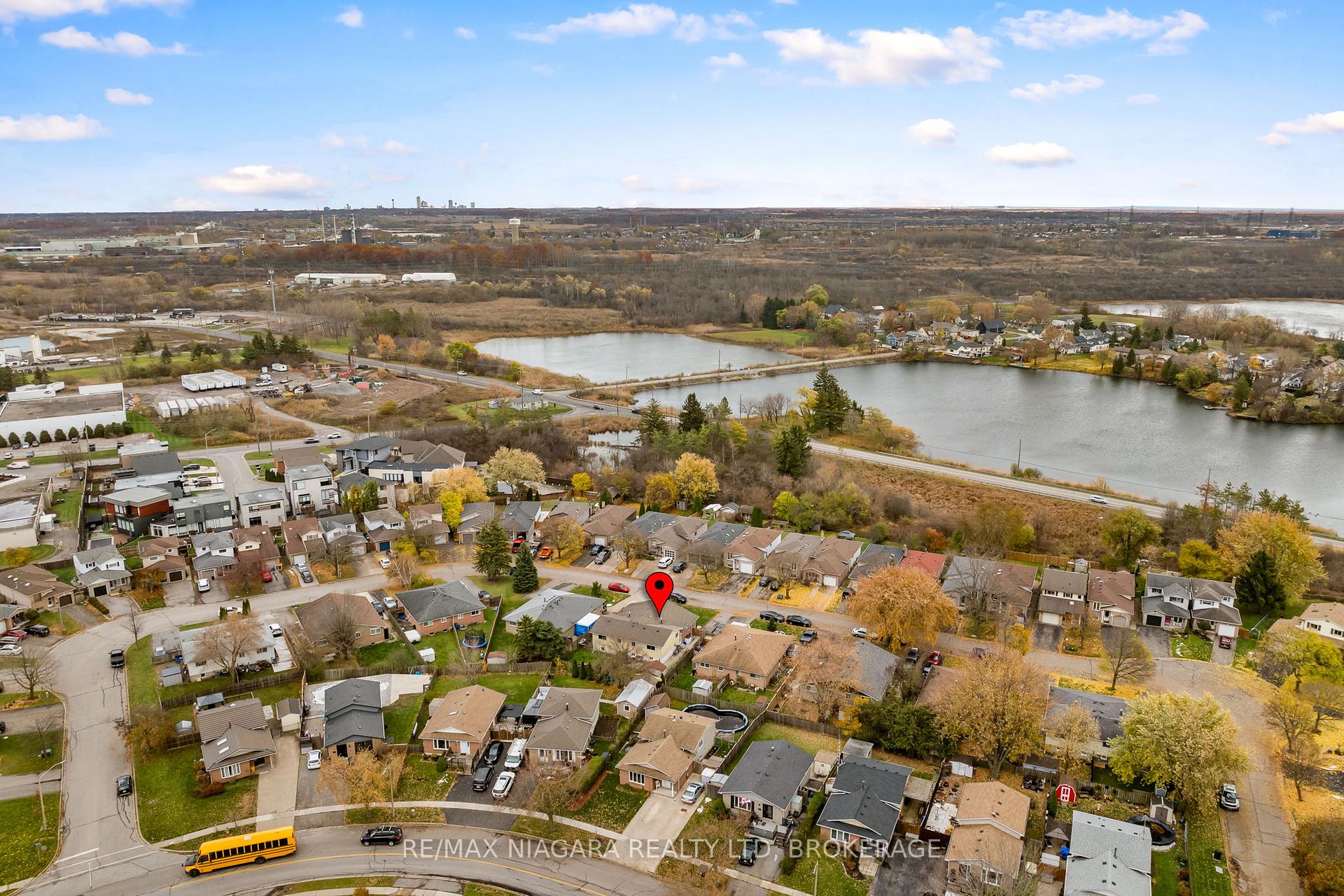 Photo 32 of 19 Lampman Crescent, Thorold, Confederation Heights — HOMEH