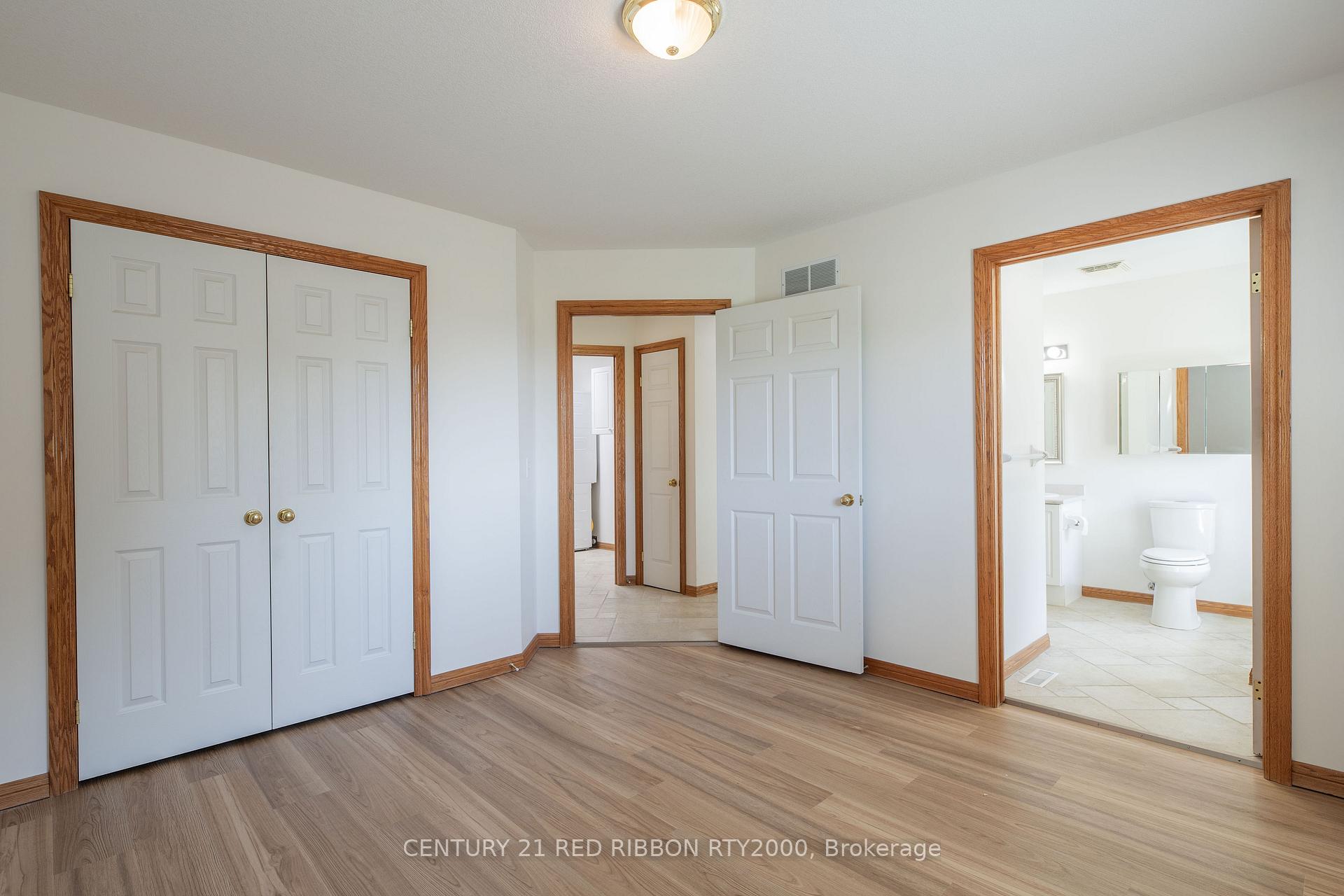 Photo 13 of 482 Riverview Drive, Strathroy-Caradoc, NE — HOMEH