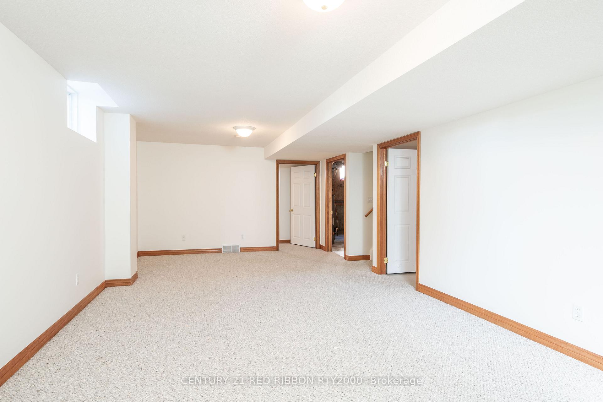 Photo 18 of 482 Riverview Drive, Strathroy-Caradoc, NE — HOMEH