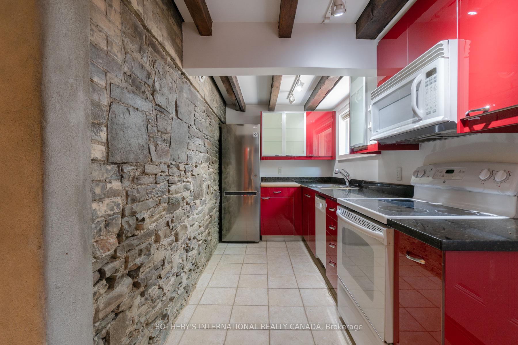 Front of Unit Unit 1, 215-217 Carlton Street