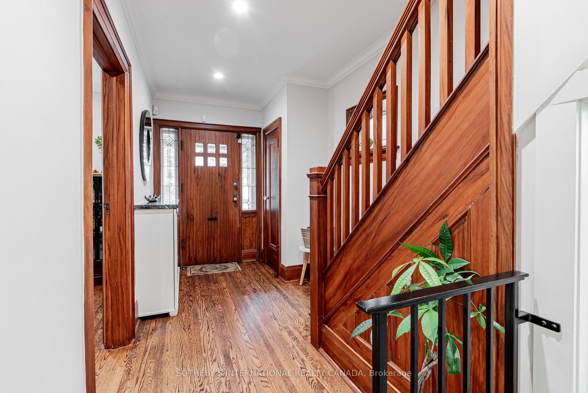 Photo 6 of 421 St Clair Avenue E, Toronto, Rosedale-Moore Park — HOMEH
