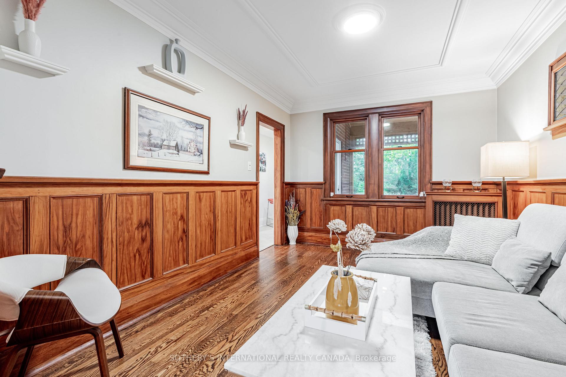 Photo 14 of 421 St Clair Avenue E, Toronto, Rosedale-Moore Park — HOMEH