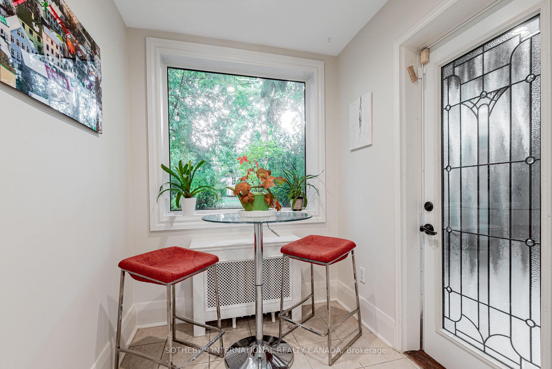 Photo 20 of 421 St Clair Avenue E, Toronto, Rosedale-Moore Park — HOMEH