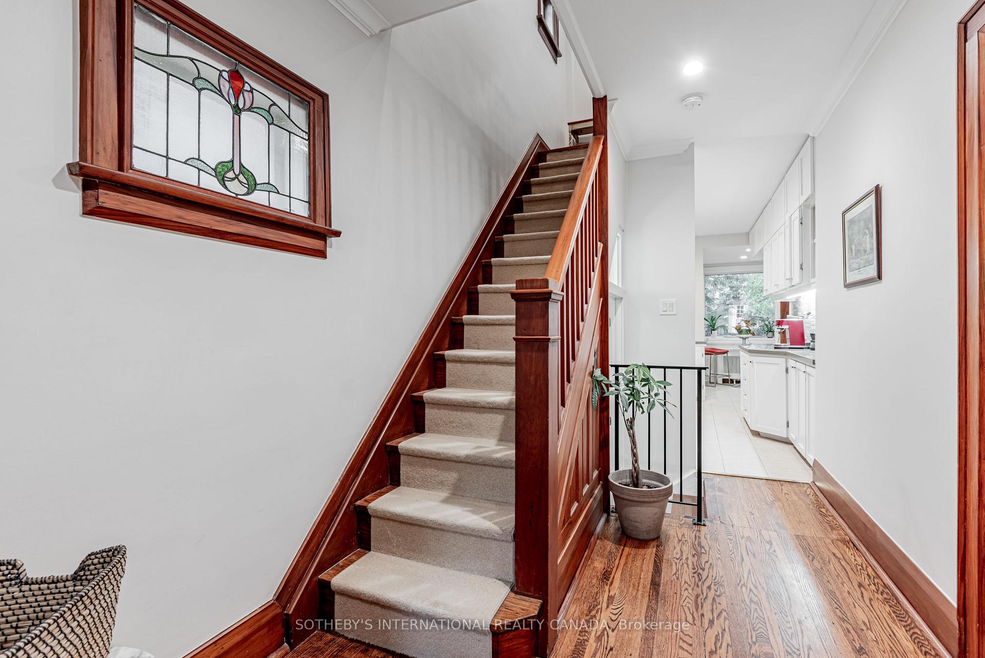 Photo 21 of 421 St Clair Avenue E, Toronto, Rosedale-Moore Park — HOMEH