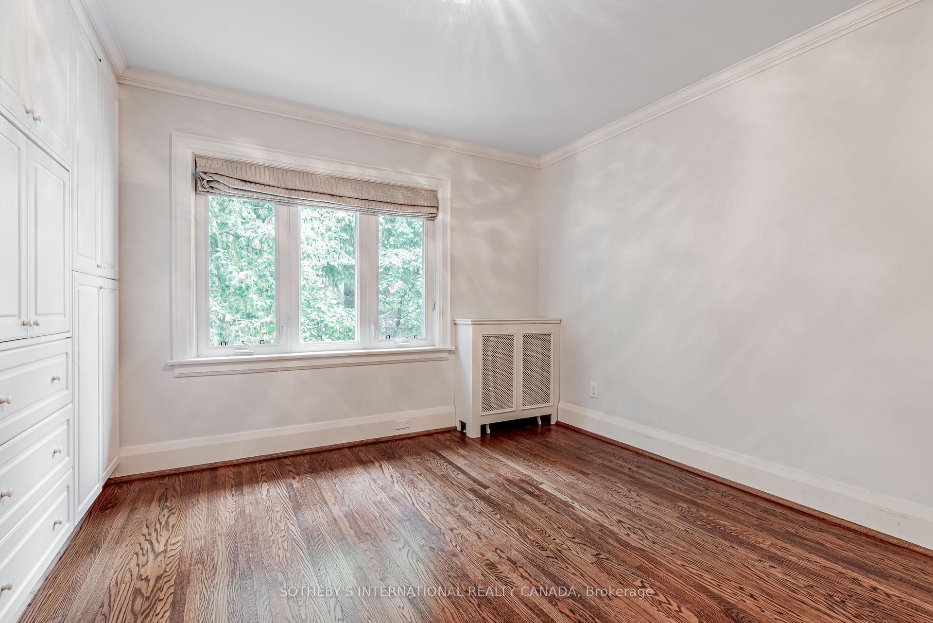 Photo 25 of 421 St Clair Avenue E, Toronto, Rosedale-Moore Park — HOMEH