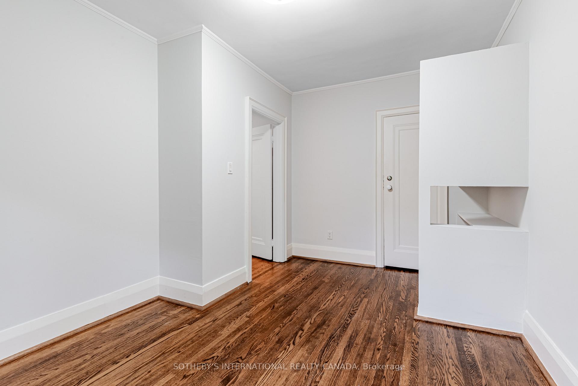 Photo 28 of 421 St Clair Avenue E, Toronto, Rosedale-Moore Park — HOMEH