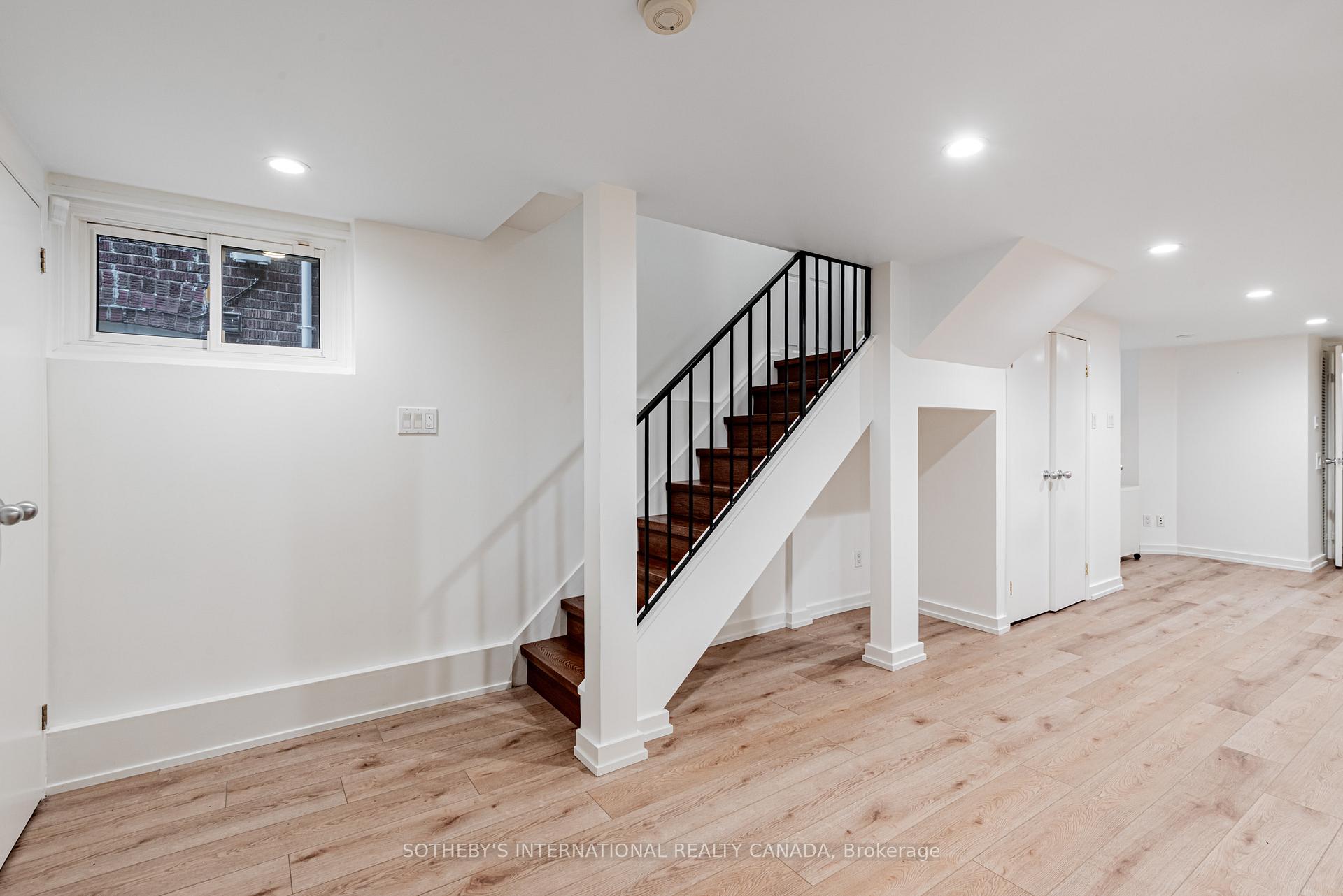 Photo 32 of 421 St Clair Avenue E, Toronto, Rosedale-Moore Park — HOMEH