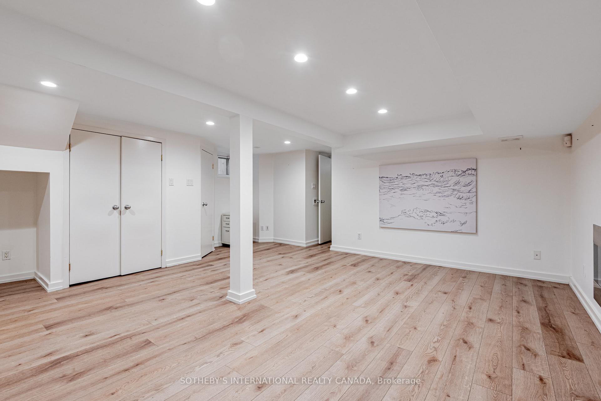 Photo 34 of 421 St Clair Avenue E, Toronto, Rosedale-Moore Park — HOMEH