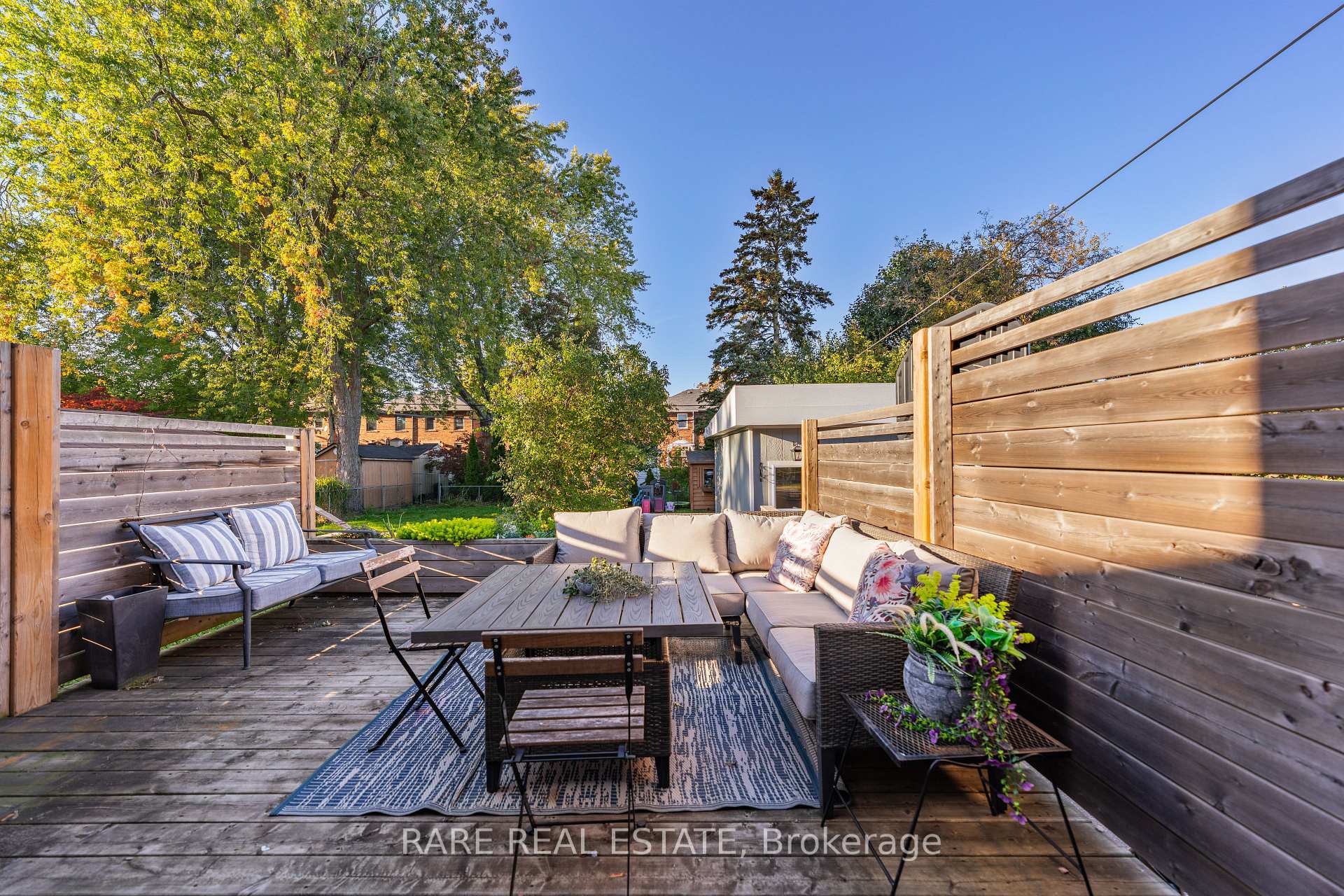 Photo 22 of 244 Donlea Drive, Toronto, Leaside — HOMEH