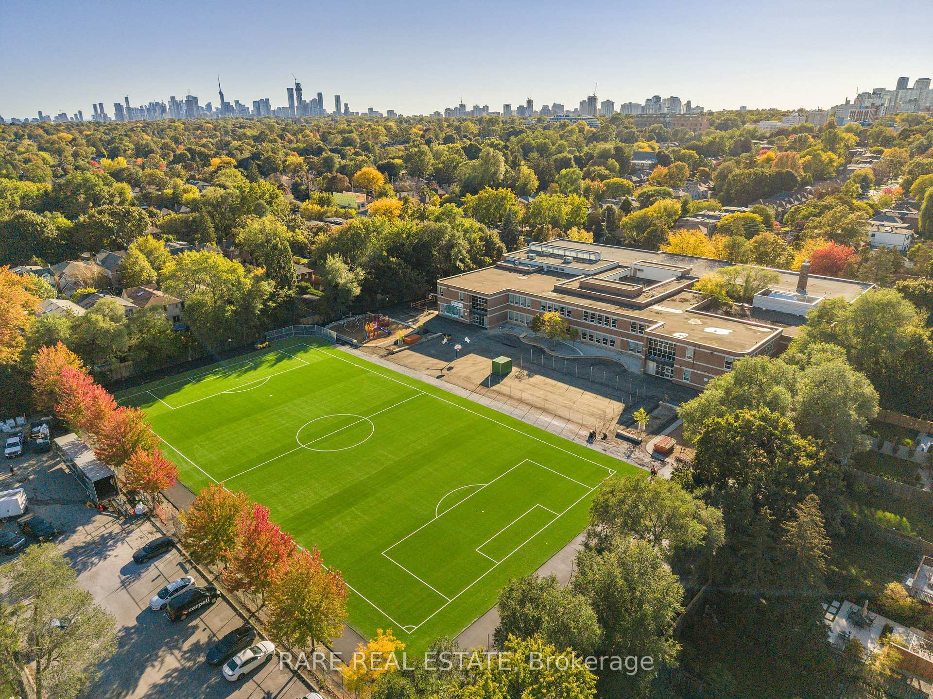 Photo 29 of 244 Donlea Drive, Toronto, Leaside — HOMEH