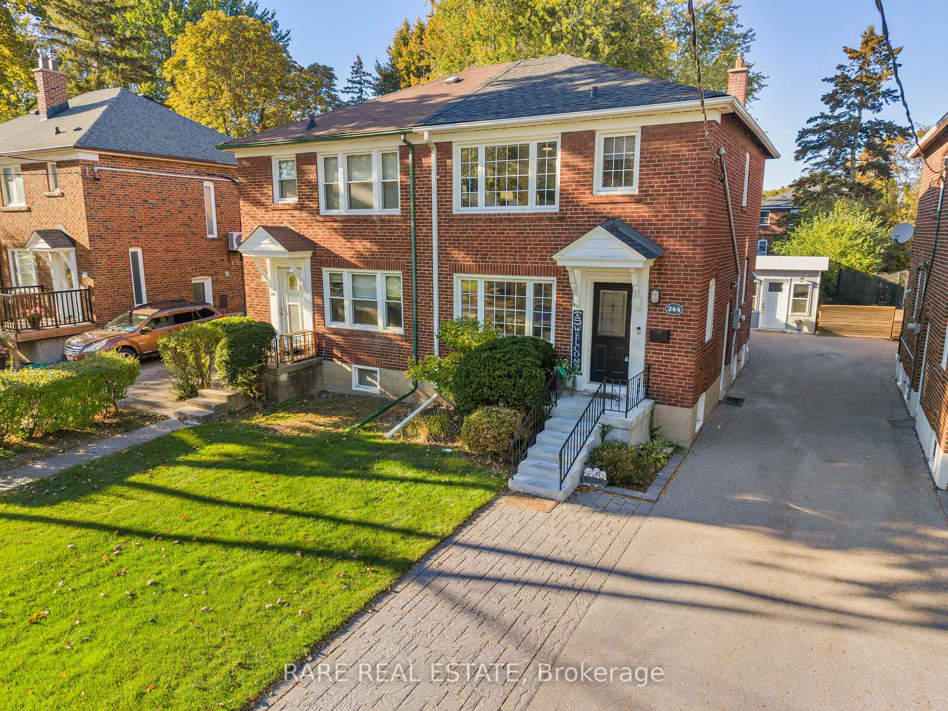 Photo 30 of 244 Donlea Drive, Toronto, Leaside — HOMEH