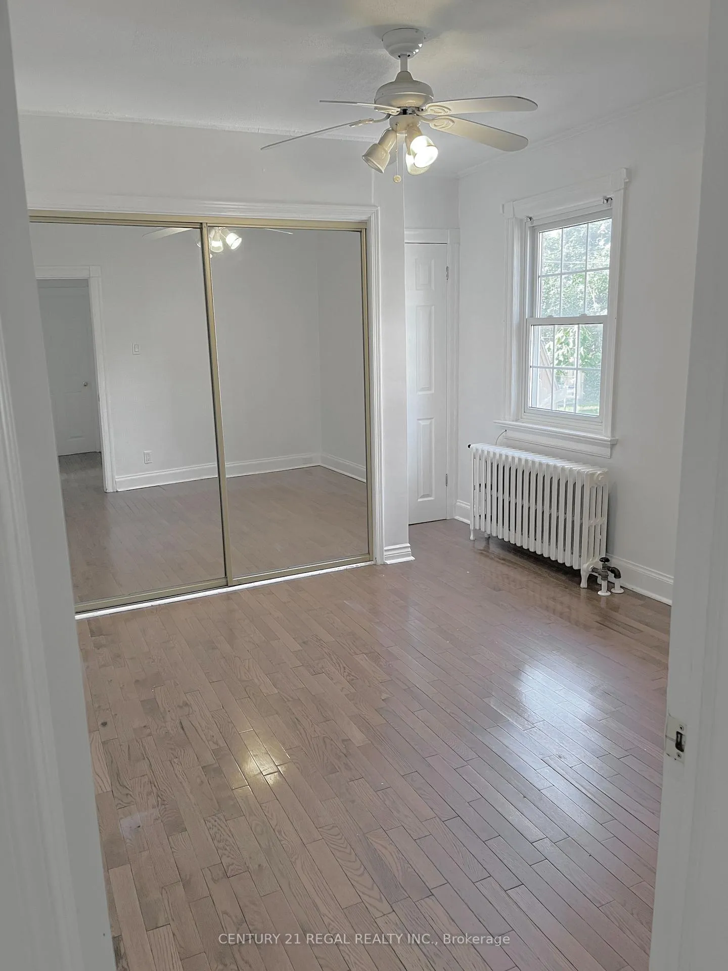 Photo 9 of 493 Plains Road, Toronto, East York — HOMEH