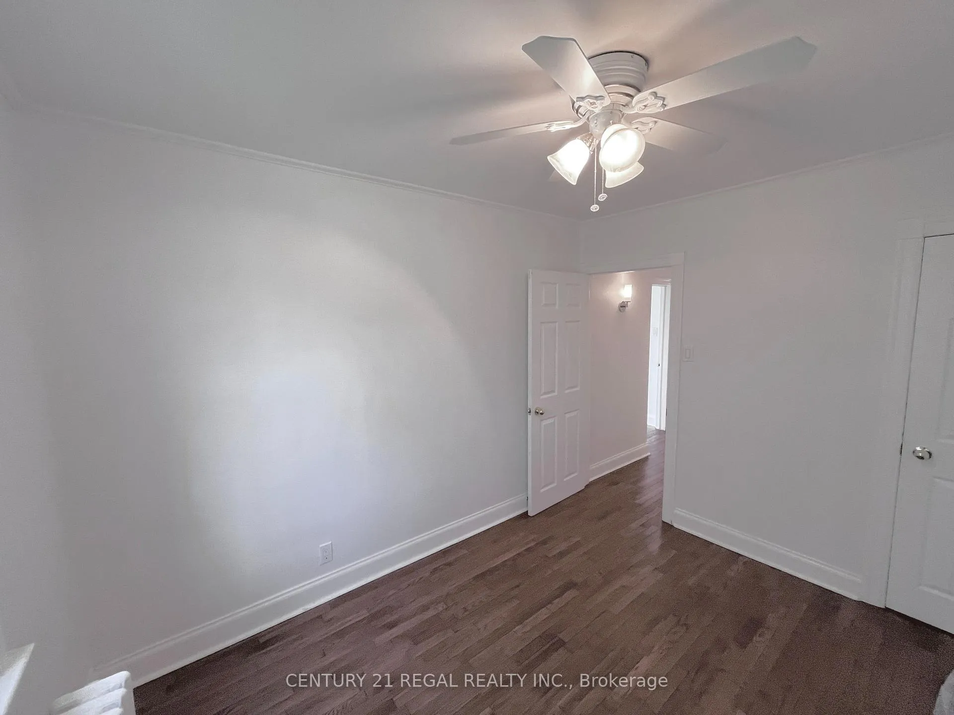 Photo 12 of 493 Plains Road, Toronto, East York — HOMEH