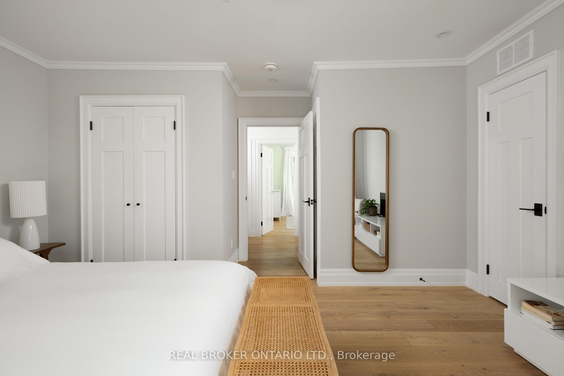 Photo 11 of 5 Wembley Drive, Toronto, Woodbine Corridor — HOMEH