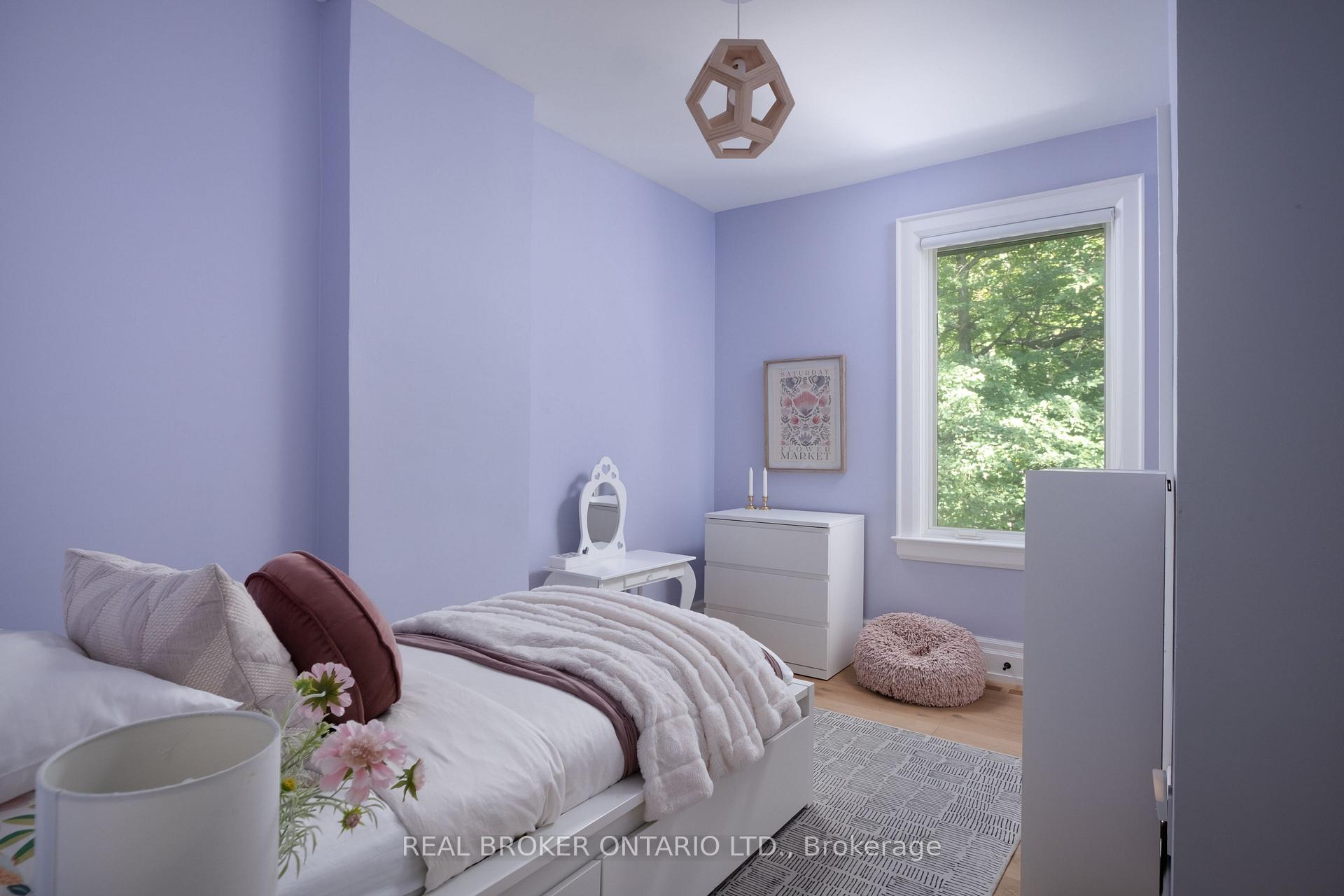 Photo 13 of 5 Wembley Drive, Toronto, Woodbine Corridor — HOMEH