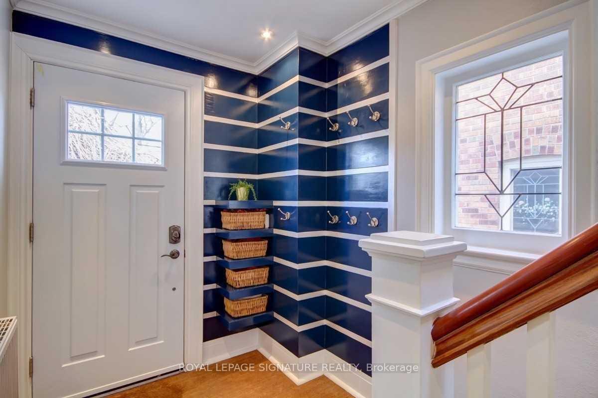Photo 2 of 93 Southvale Drive, Toronto, Leaside — HOMEH