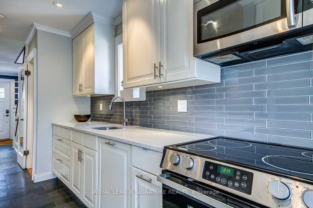 Photo 10 of 93 Southvale Drive, Toronto, Leaside — HOMEH