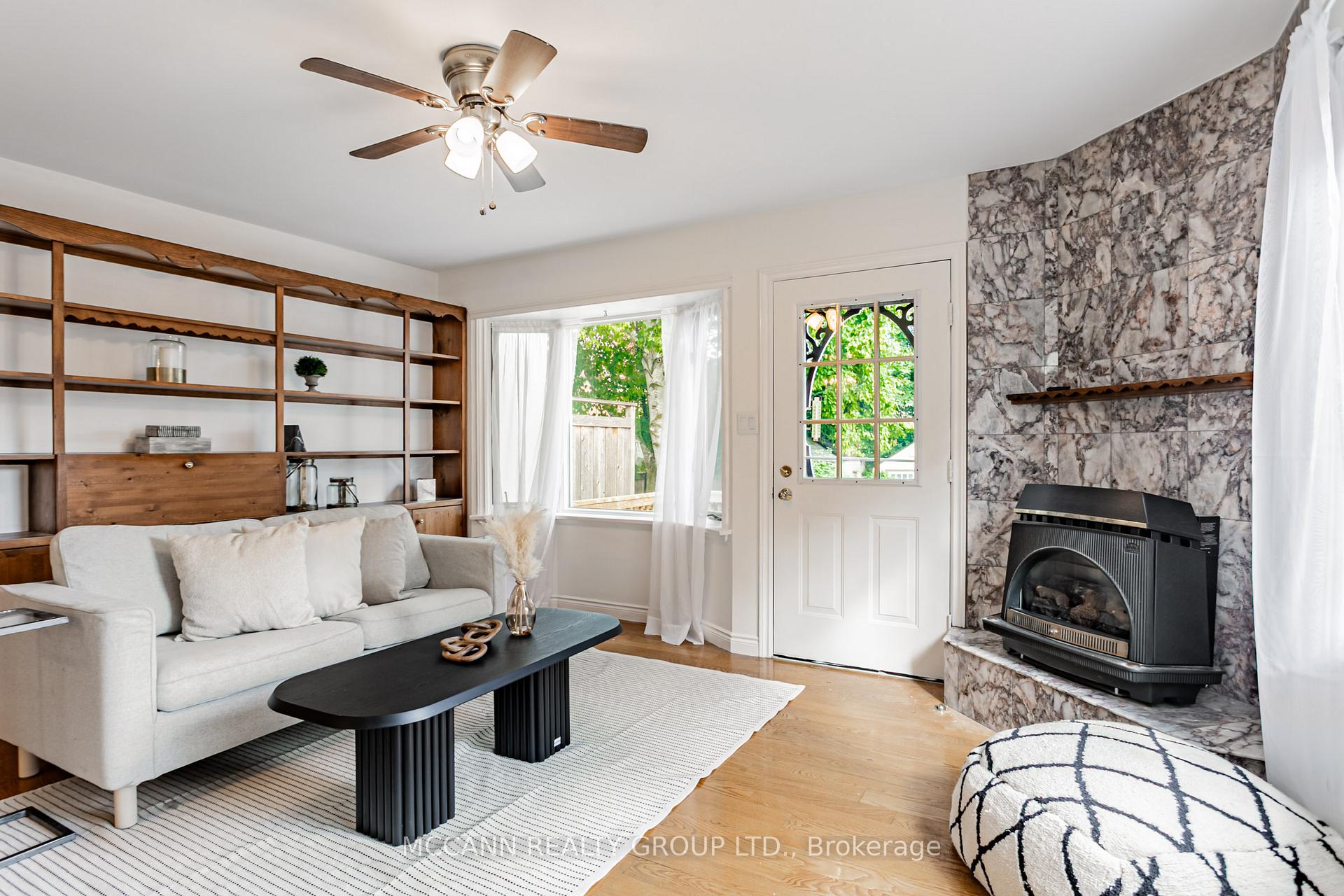 Photo 13 of 52 Thursfield Crescent, Toronto, Leaside — HOMEH
