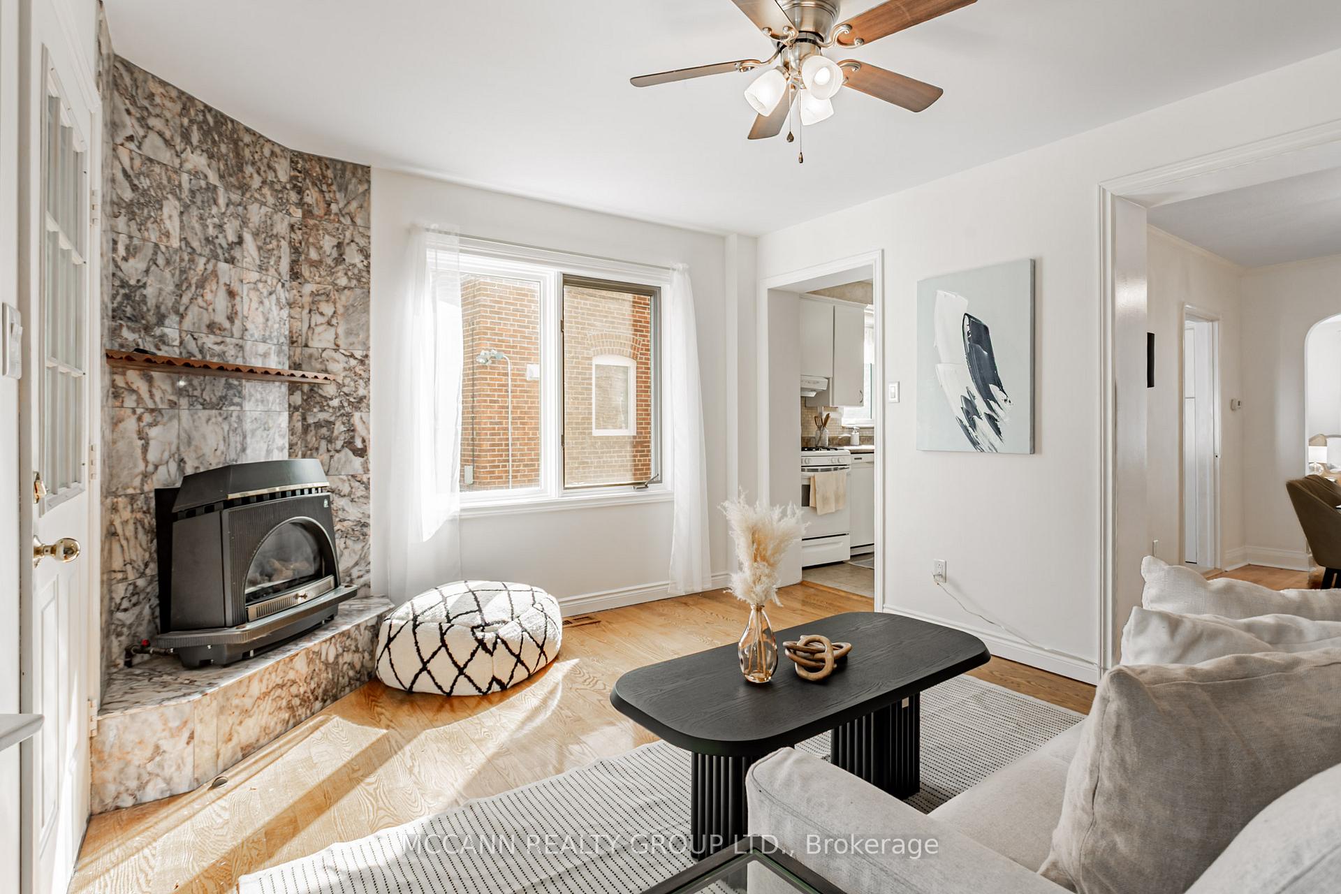 Photo 15 of 52 Thursfield Crescent, Toronto, Leaside — HOMEH