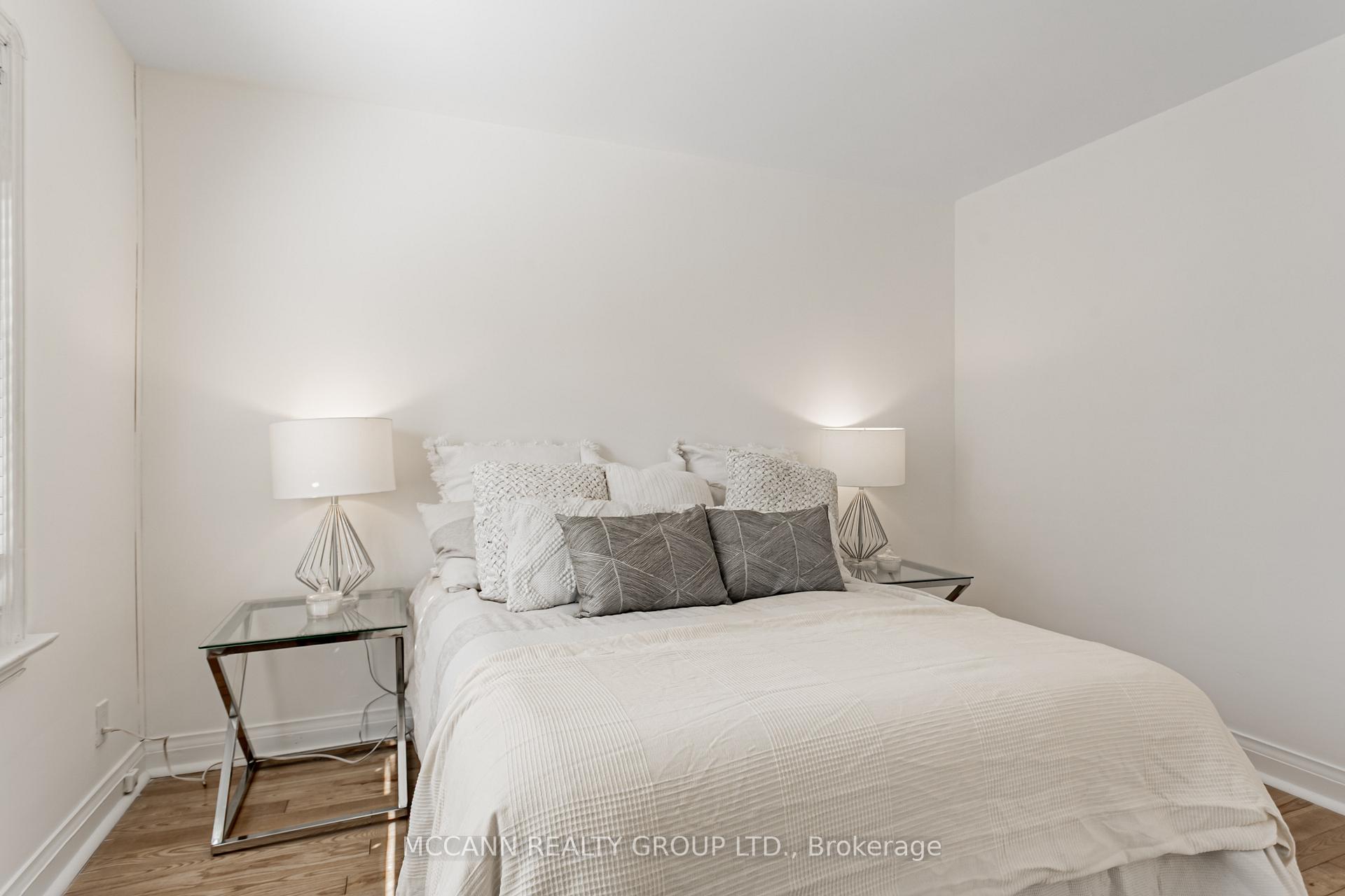 Photo 22 of 52 Thursfield Crescent, Toronto, Leaside — HOMEH