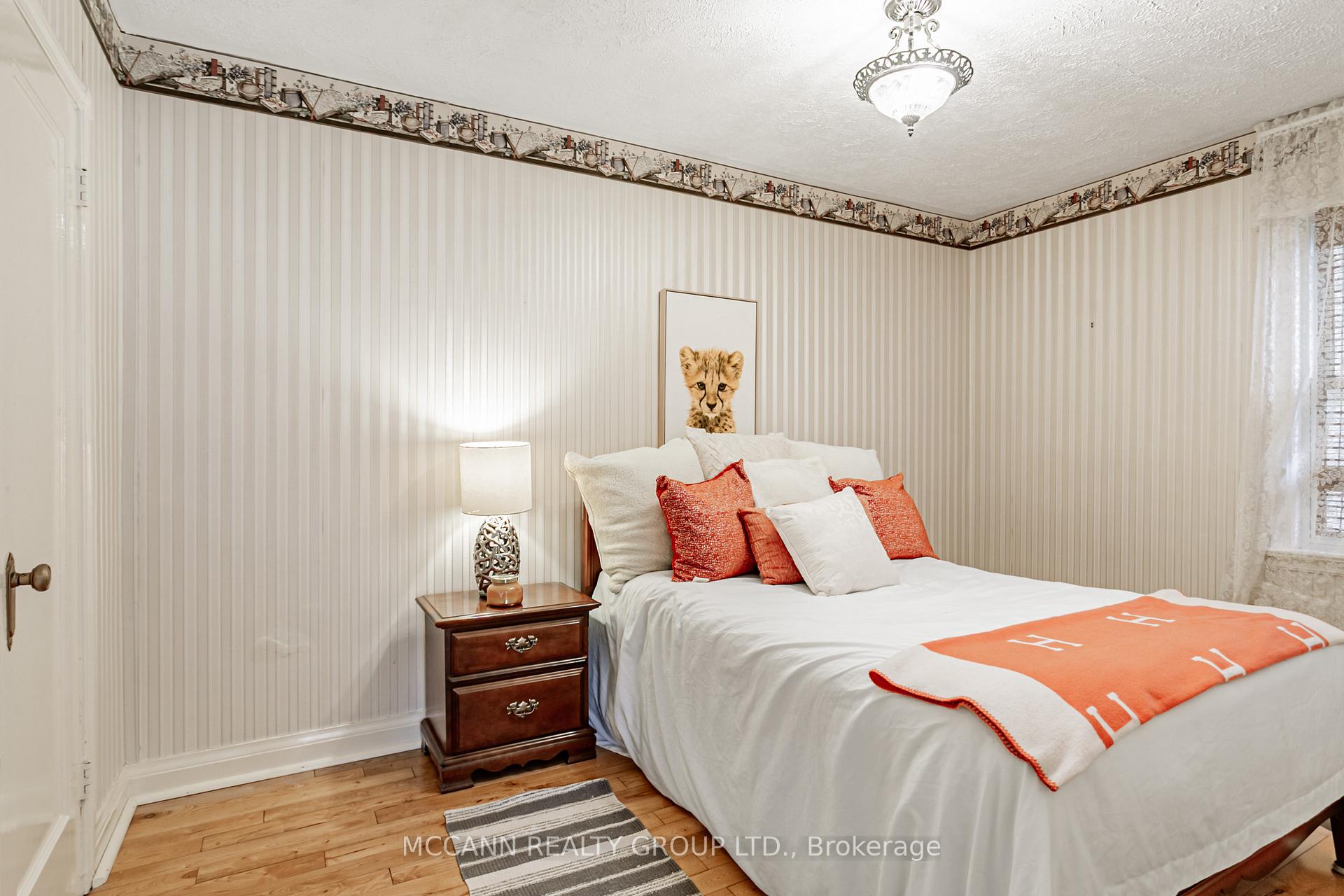 Photo 24 of 52 Thursfield Crescent, Toronto, Leaside — HOMEH