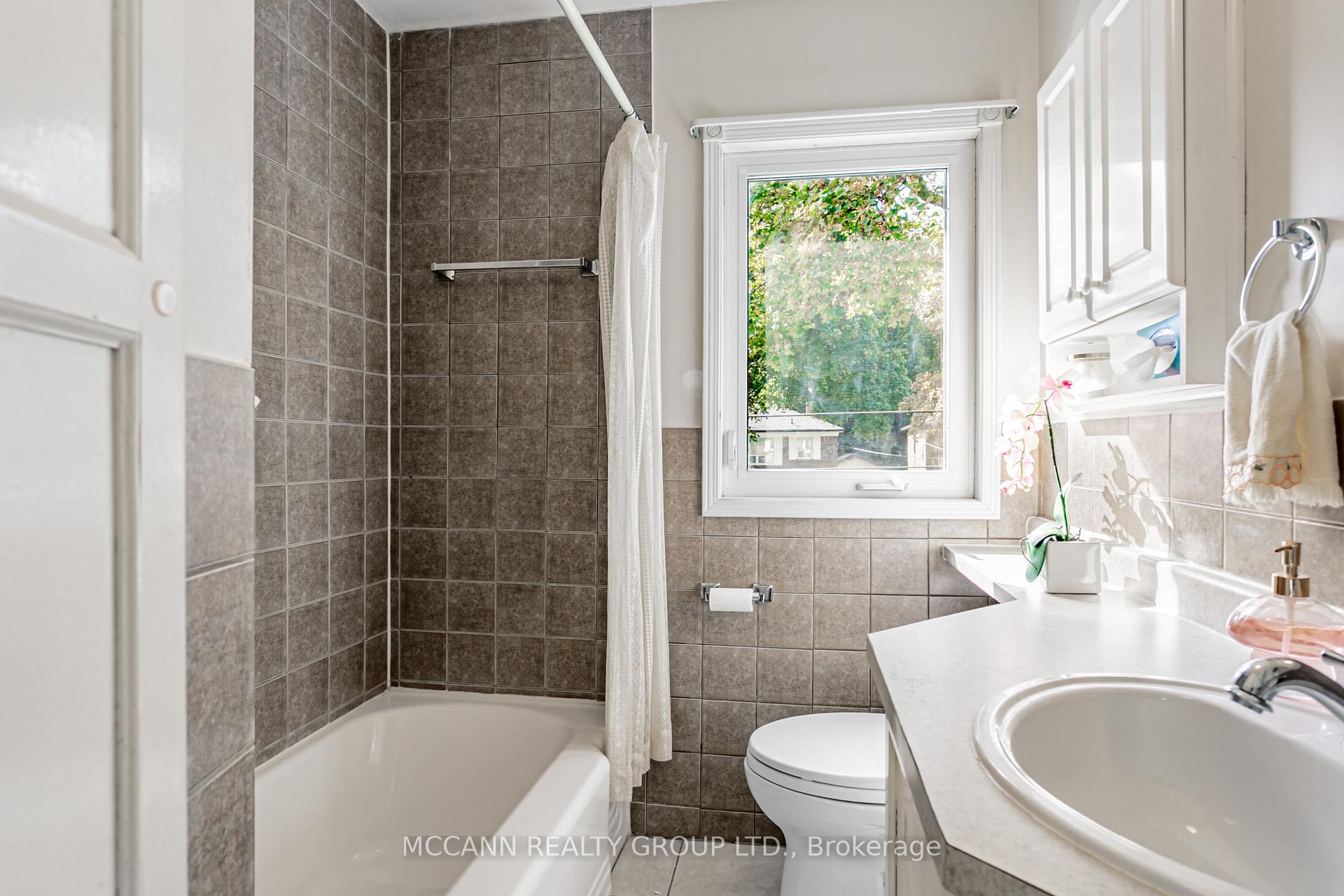 Photo 29 of 52 Thursfield Crescent, Toronto, Leaside — HOMEH