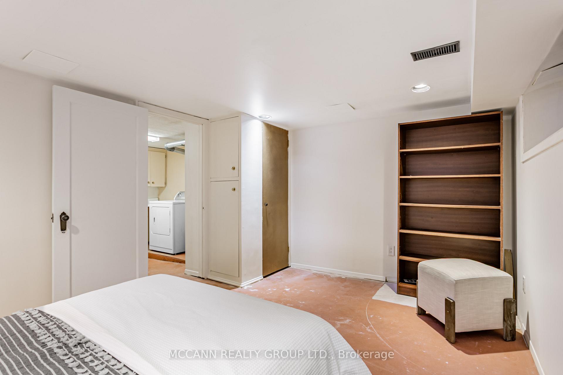 Photo 34 of 52 Thursfield Crescent, Toronto, Leaside — HOMEH