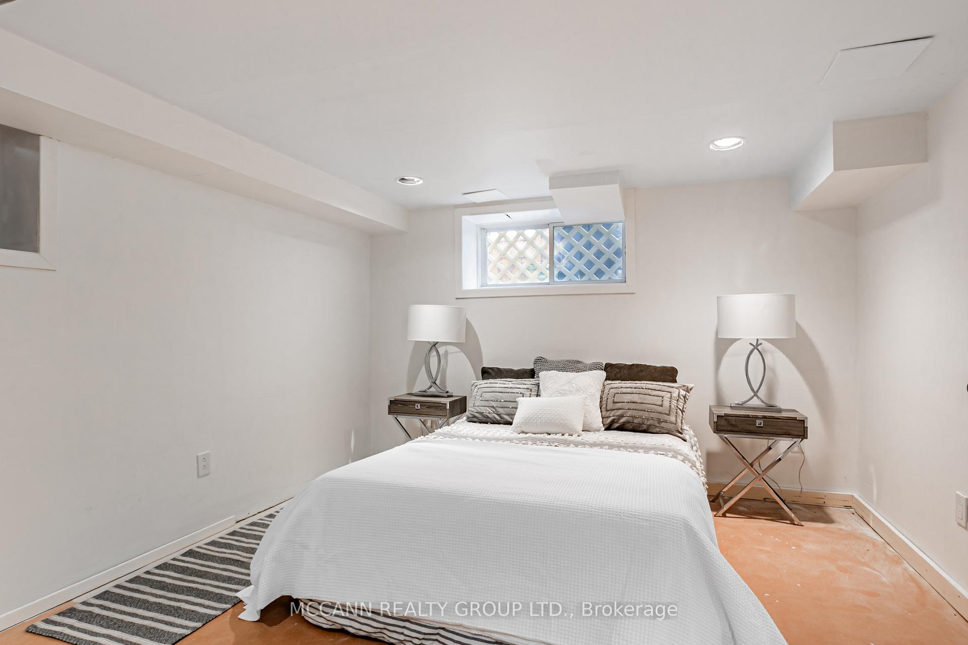 Photo 35 of 52 Thursfield Crescent, Toronto, Leaside — HOMEH
